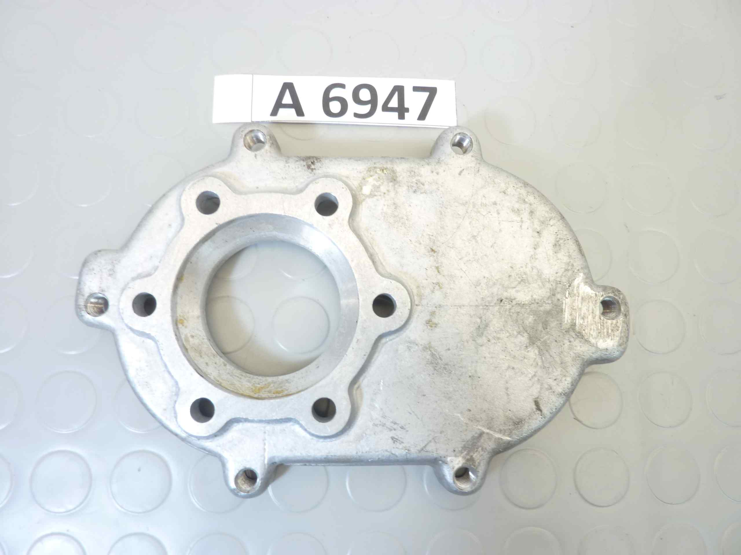 Scatola porta ingranaggi Guzzi Mulo meccanico 3x3 cod 47708 47517500vedi foto - leggi descrizione - nuovo fondo di magazzino
