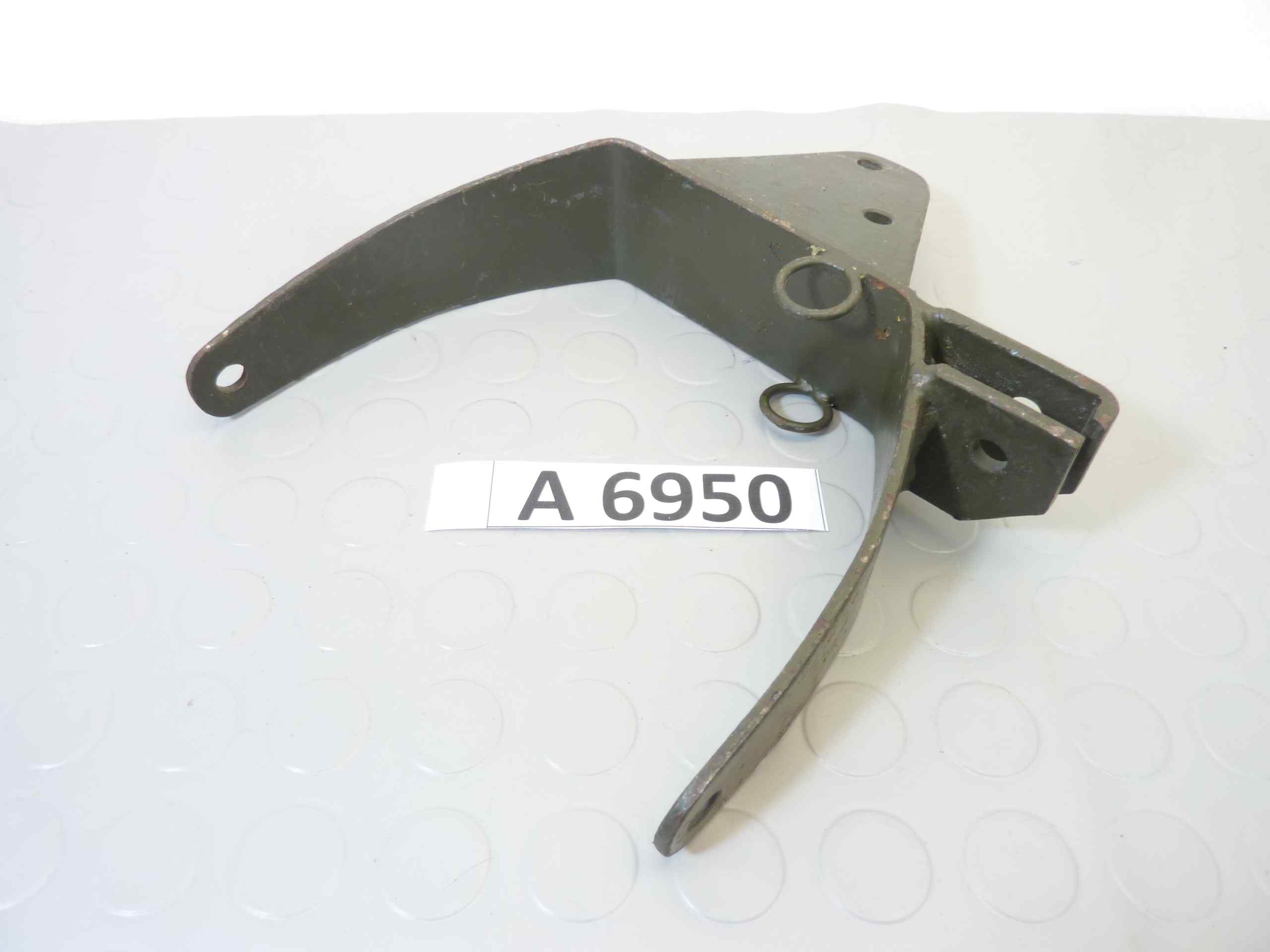 Staffa portafaro e avvisatore acustico Guzzi Mulo meccanico 3x3 cod 48351 47740100 vedi foto - leggi descrizione - nuovo fondo di magazzino - immagine 2