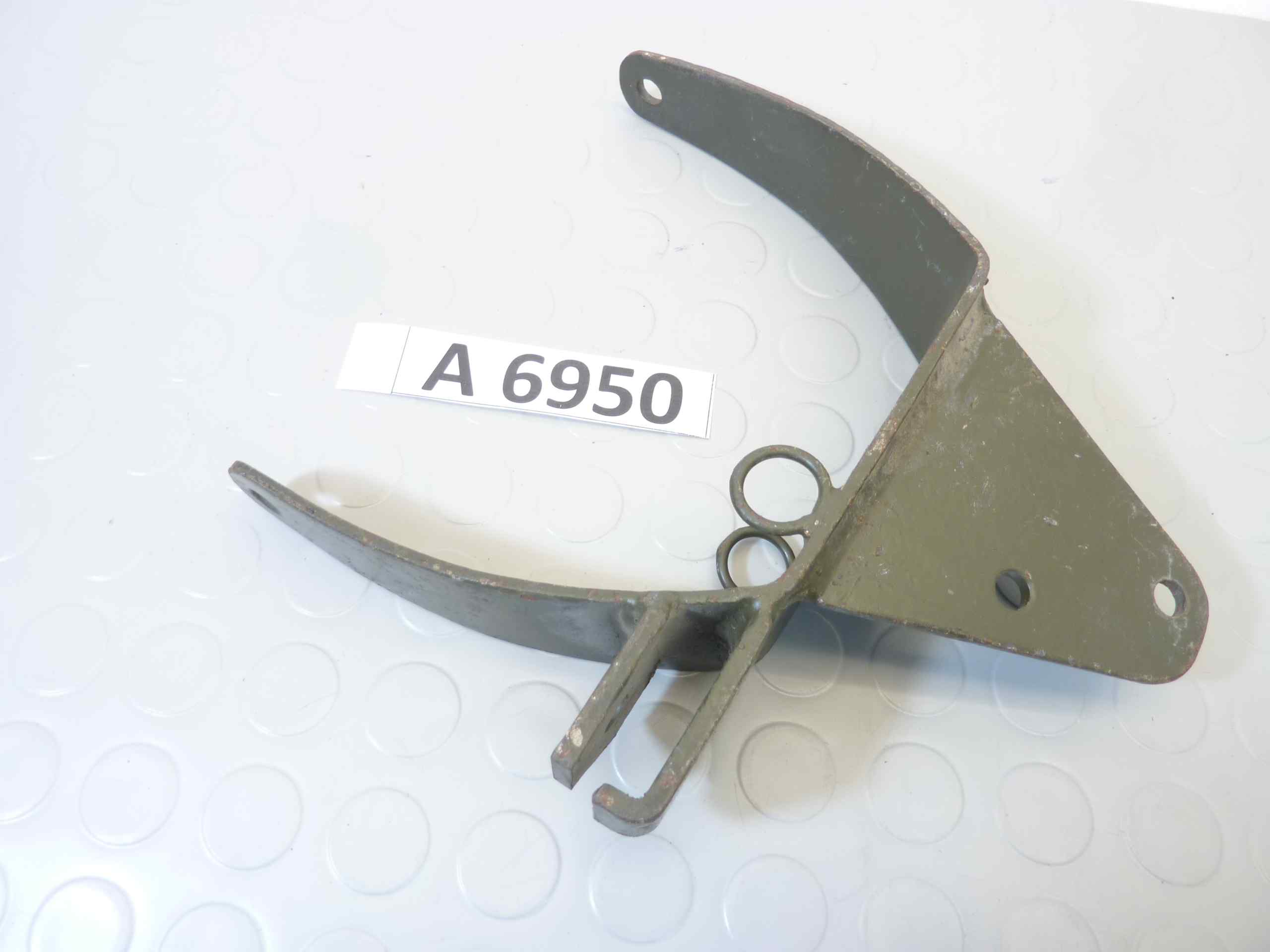 Staffa portafaro e avvisatore acustico Guzzi Mulo meccanico 3x3 cod 48351 47740100 vedi foto - leggi descrizione - nuovo fondo di magazzino - immagine 3