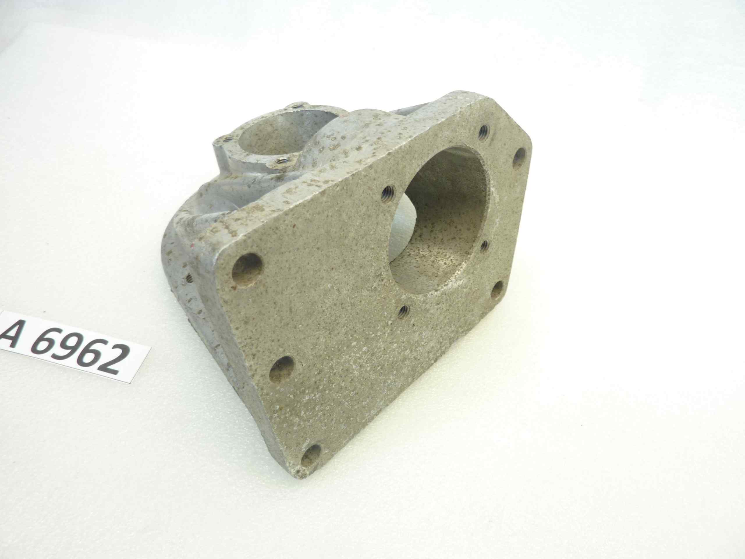 Scatola coppia conica superiore Guzzi Mulo meccanico 3x3 cod 47735 47311700 vedi foto - leggi descrizione - nuovo fondo di magazzino - immagine 3