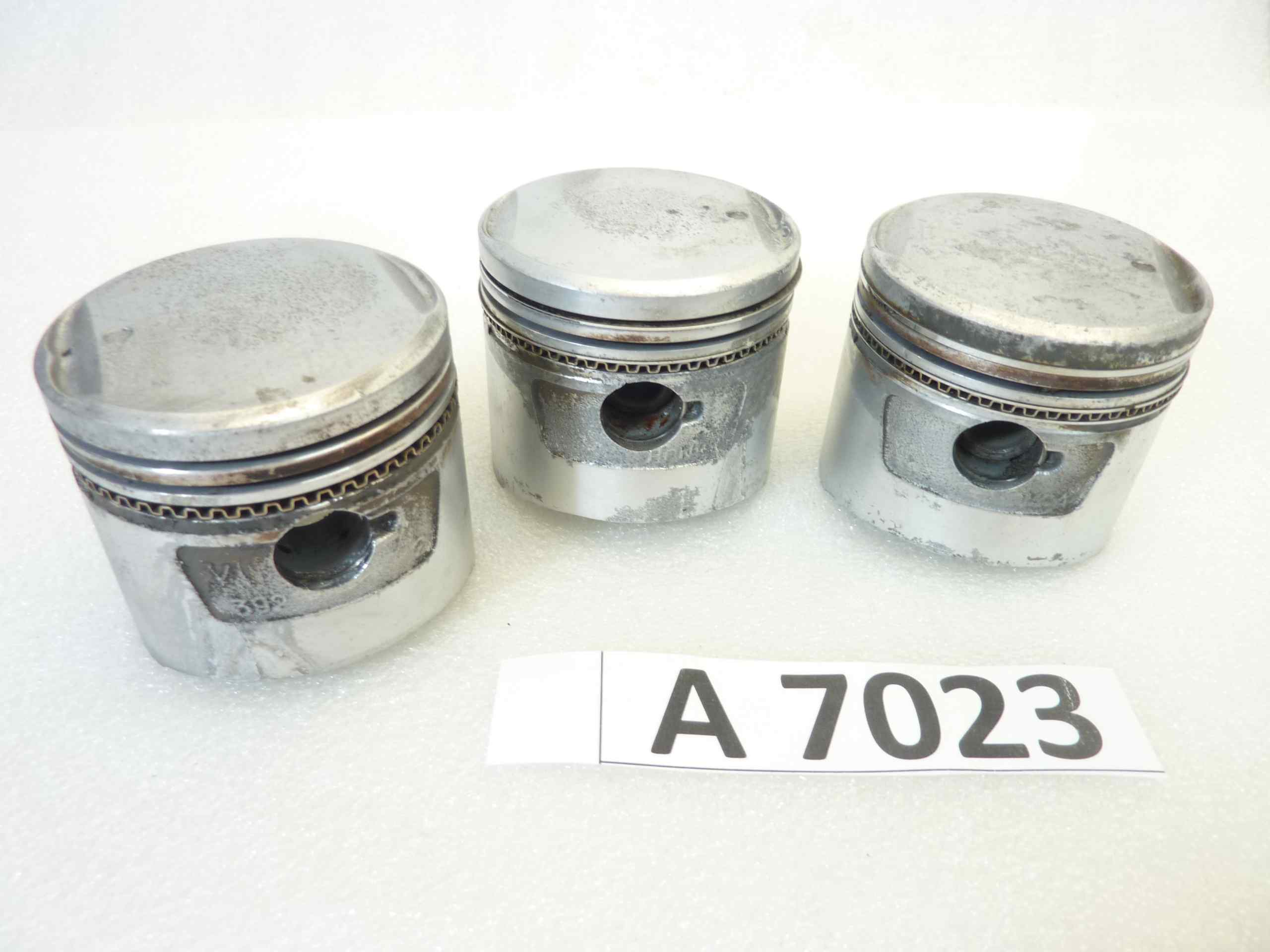 Pistoni Honda 392 diametro 60,46