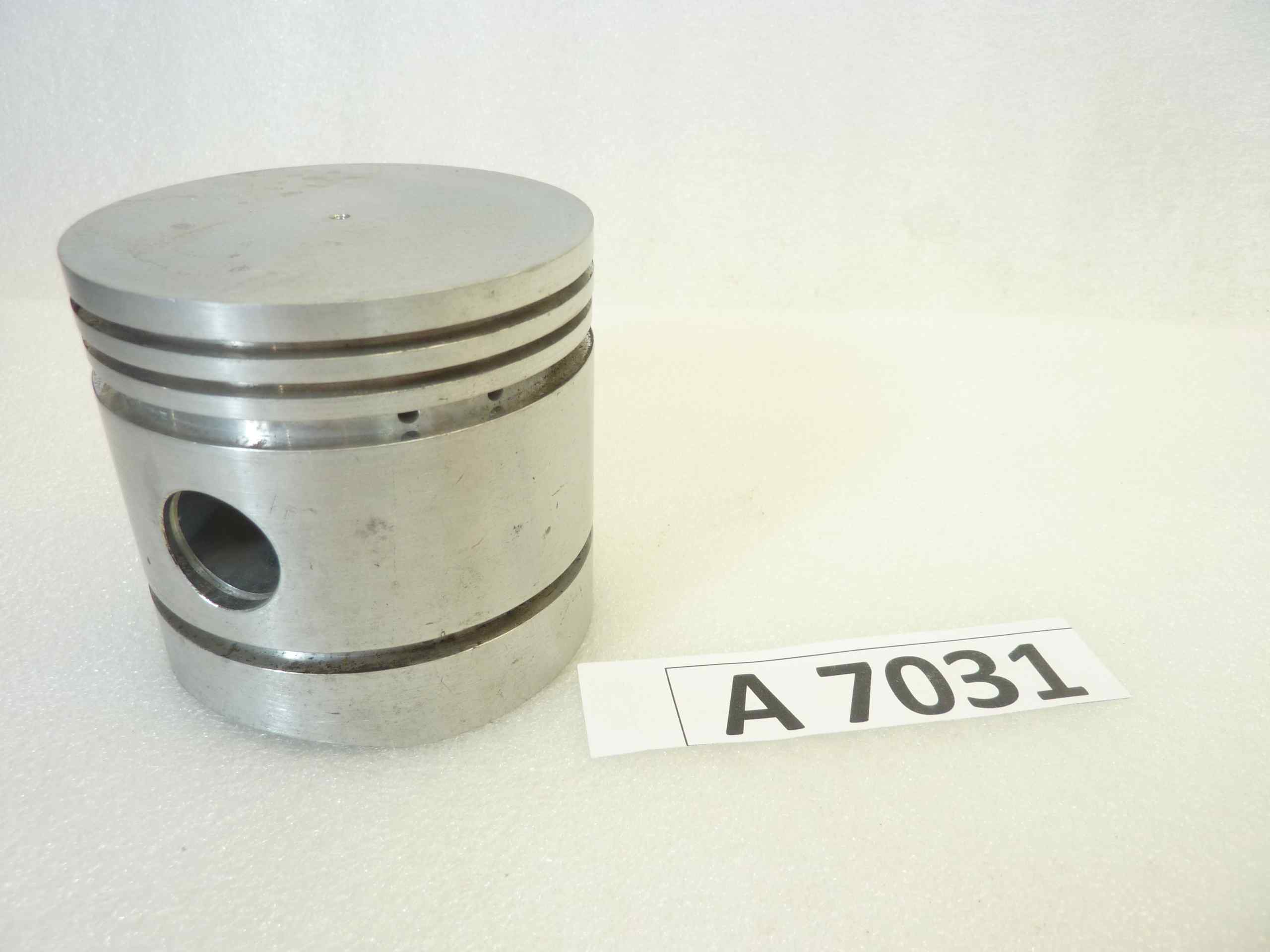 Pistone Suzuki 500 Mondial 1866 diametro 87,6 nuovo fondo di magazzino
