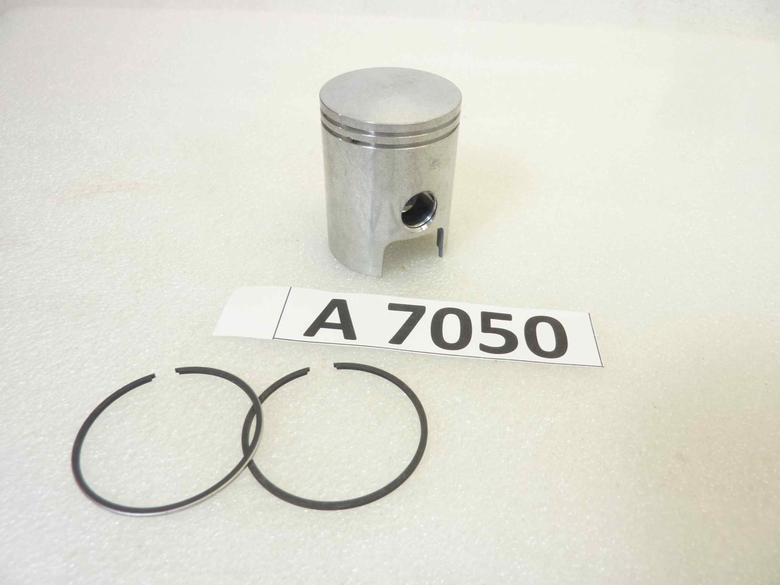 Pistone Aprilia Minarelli 8206955 diametro 40,3 nuovo fondo di magazzino