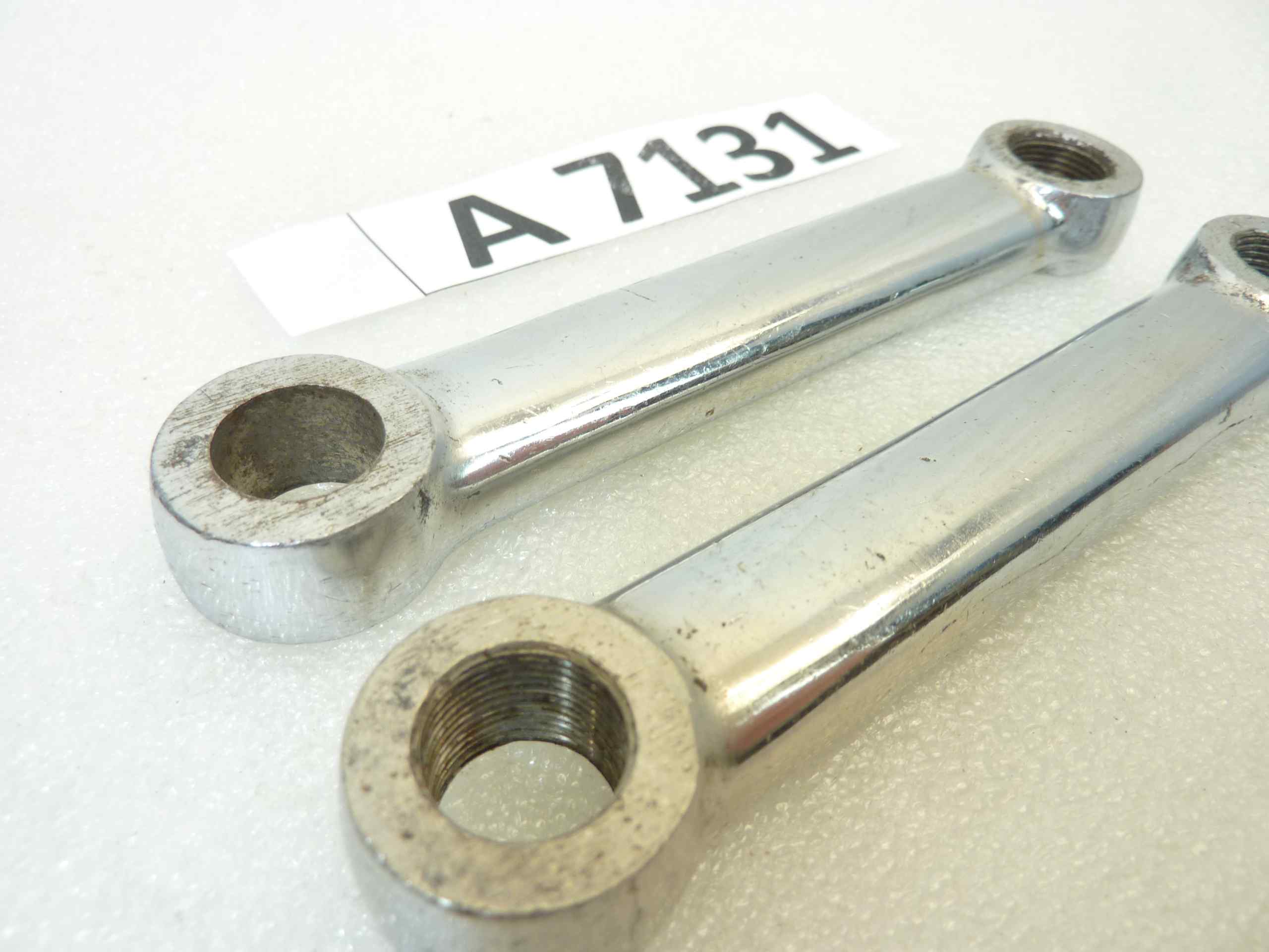 Coppia biscottini superiori moto epoca cromati filettati destro sinistro interasse 110 mm diam fori 13,2 14 nuovo fondo di magazzino - immagine 3