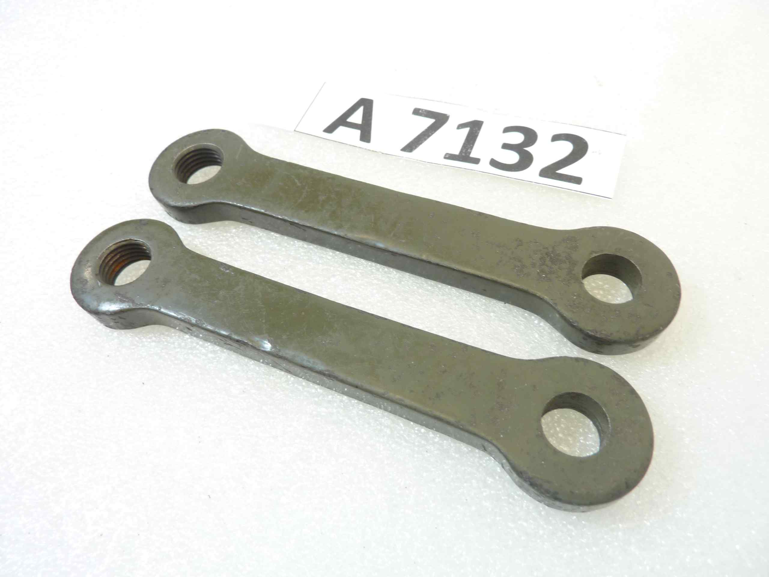 Coppia biscottini superiori militari moto epoca filettati interasse 105 mm diam fori 12,3 12,1 nuovo fondo di magazzino - immagine 3