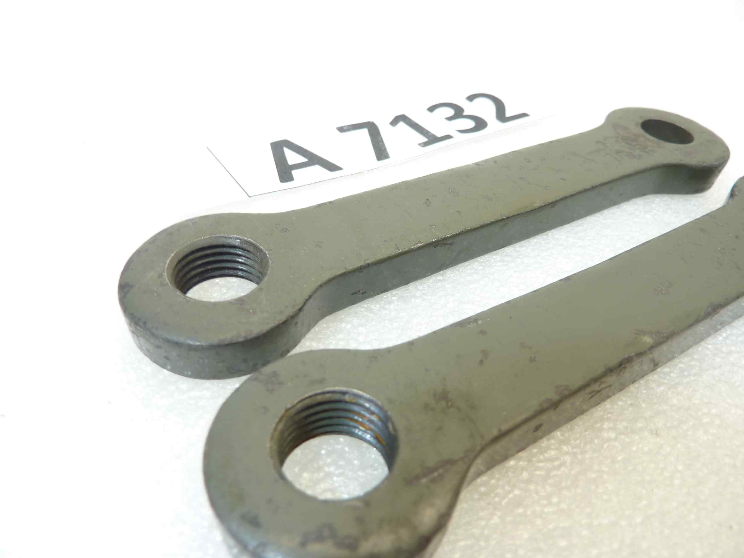Coppia biscottini superiori militari moto epoca filettati interasse 105 mm diam fori 12,3 12,1 nuovo fondo di magazzino - immagine 5