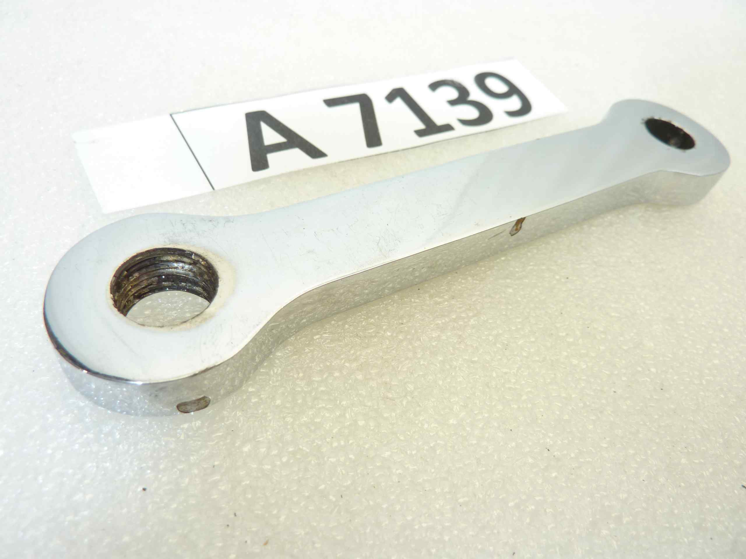 Biscottino moto epoca cromato interasse 106 mm diam fori 11,5 11,2 nuovo fondo di magazzino - immagine 2