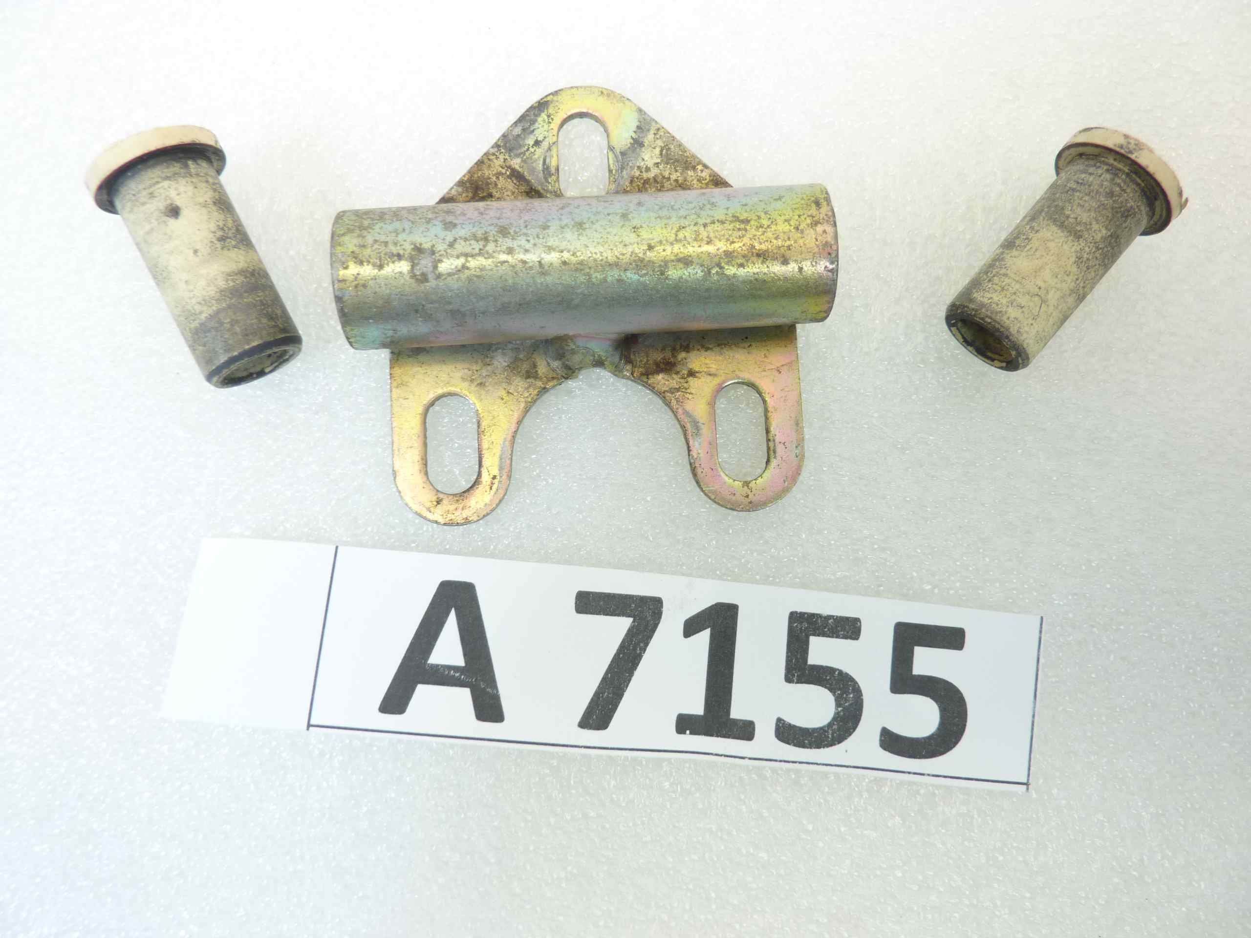 staffa attacco serbatoio benzina Ducati Monster 600 1999 - immagine 3