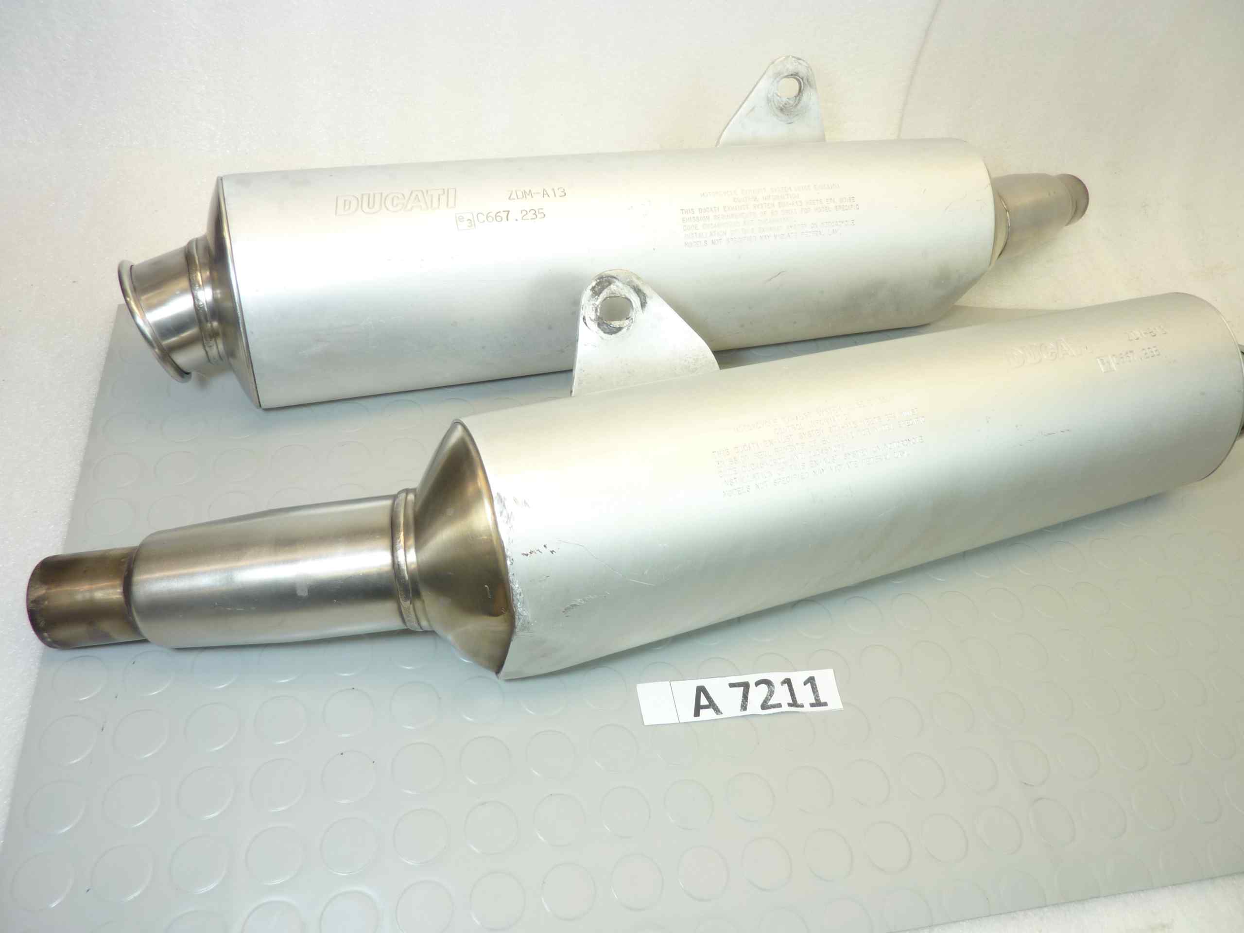 Marmitte terminali Ducati Monster 600 1999 ZDM A13B13 C667235 Remus 57410352B 19 57310352B 19 - immagine 2