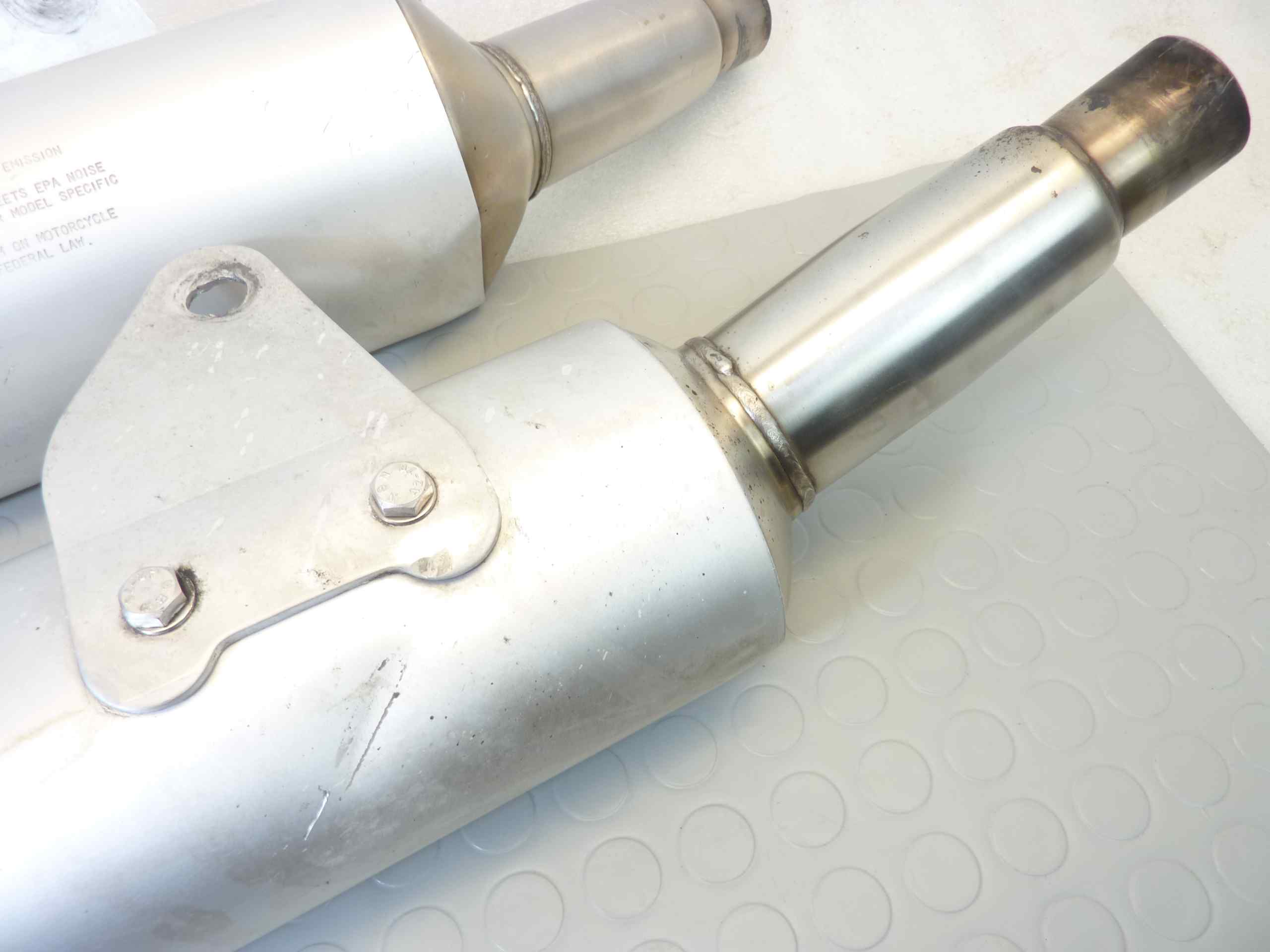 Marmitte terminali Ducati Monster 600 1999 ZDM A13B13 C667235 Remus 57410352B 19 57310352B 19 - immagine 11