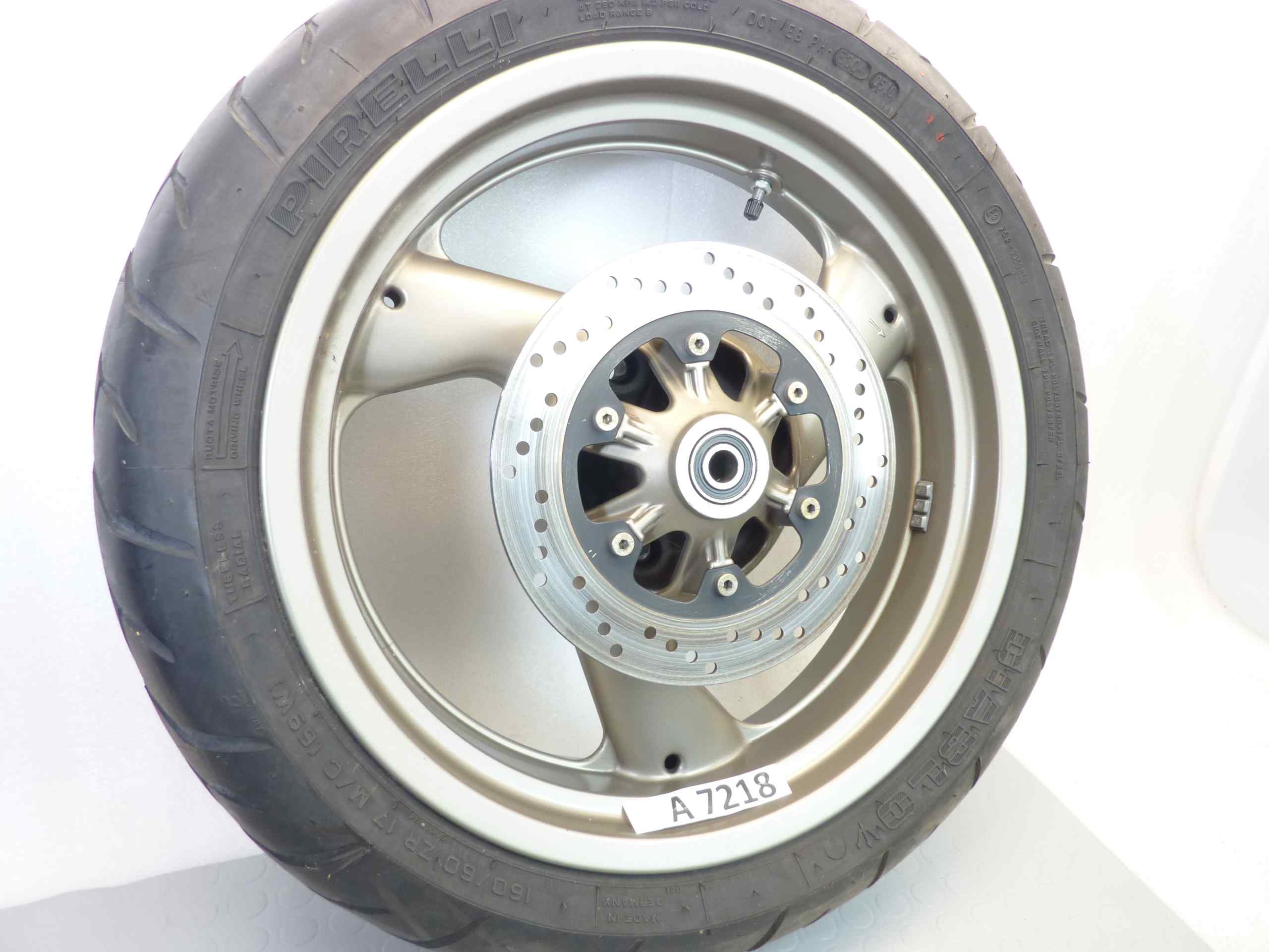 Ruota posteriore Ducati SS Monster 600 900 17xMT 4,50 Brembo 30517600 Oro con disco spessore 3,8 mm - immagine 2