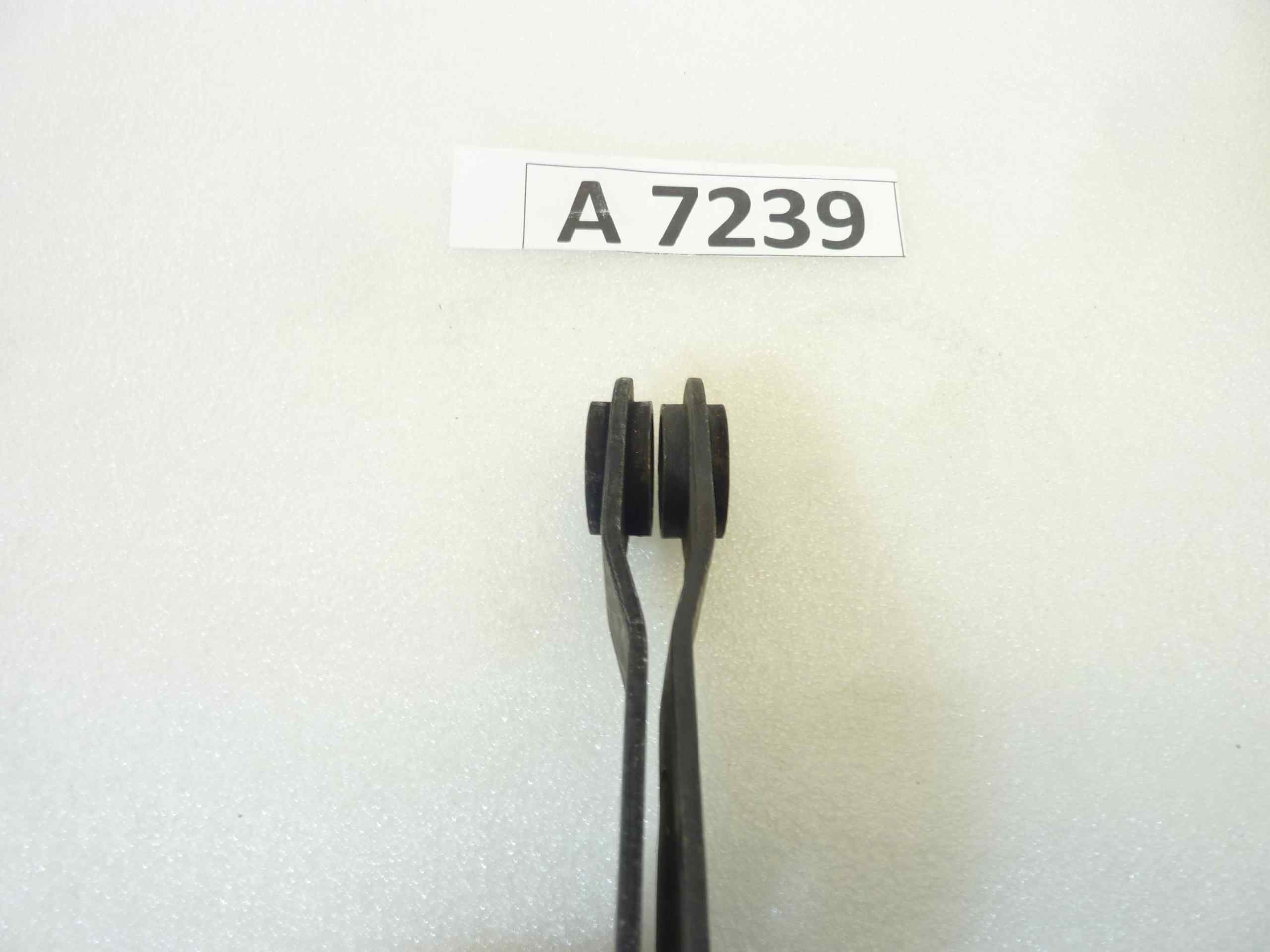 Piastra oscillante sinistra Guzzi Alce Superalce GT 20 ammortizzatori posteriori grezza cod T9134 - immagine 3