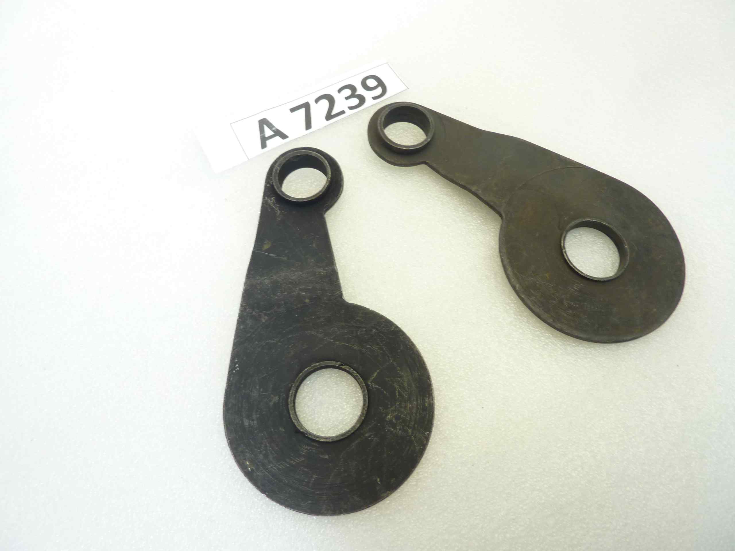 Piastra oscillante sinistra Guzzi Alce Superalce GT 20 ammortizzatori posteriori grezza cod T9134 - immagine 5