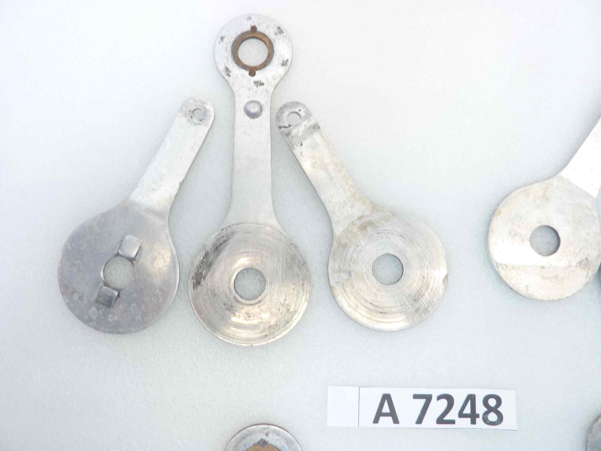 Compassi Guzzi Airone 250 Falcone 500 ammortizzatore posteriore cod 16506 16507 interasse fori 130 mm coppia da assemblare - immagine 2