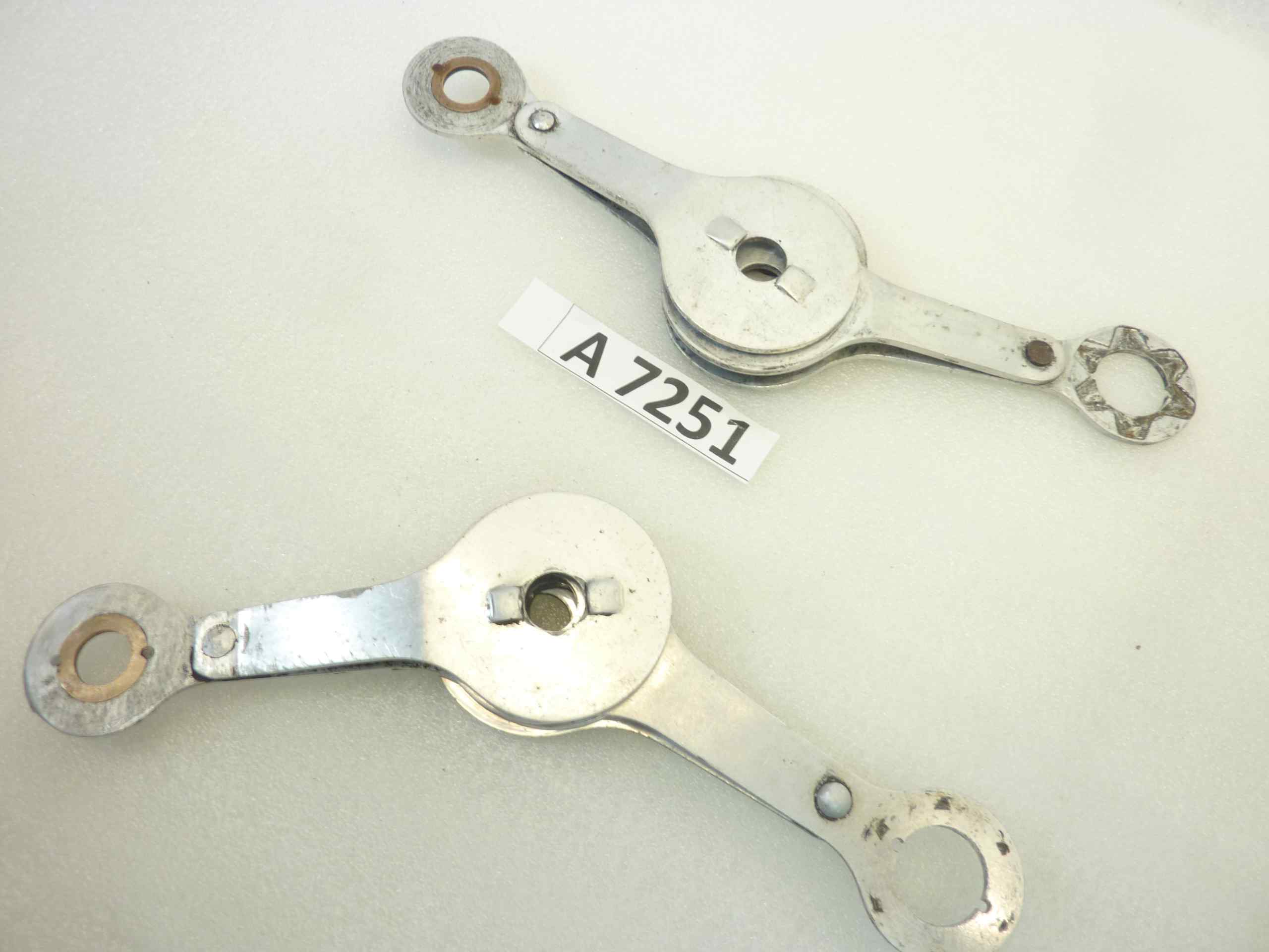 Compassi Guzzi Airone 250 Falcone 500 ammortizzatore posteriore cod 16506 16507 interasse fori 130 mm coppia - immagine 7