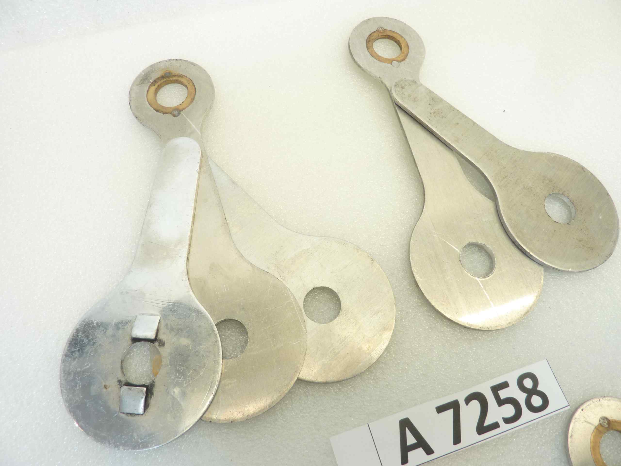 Compassi Guzzi Airone 250 Falcone 500 ammortizzatore posteriore da assemblare cod 16506 16507 interasse fori 130 mm coppia - immagine 7