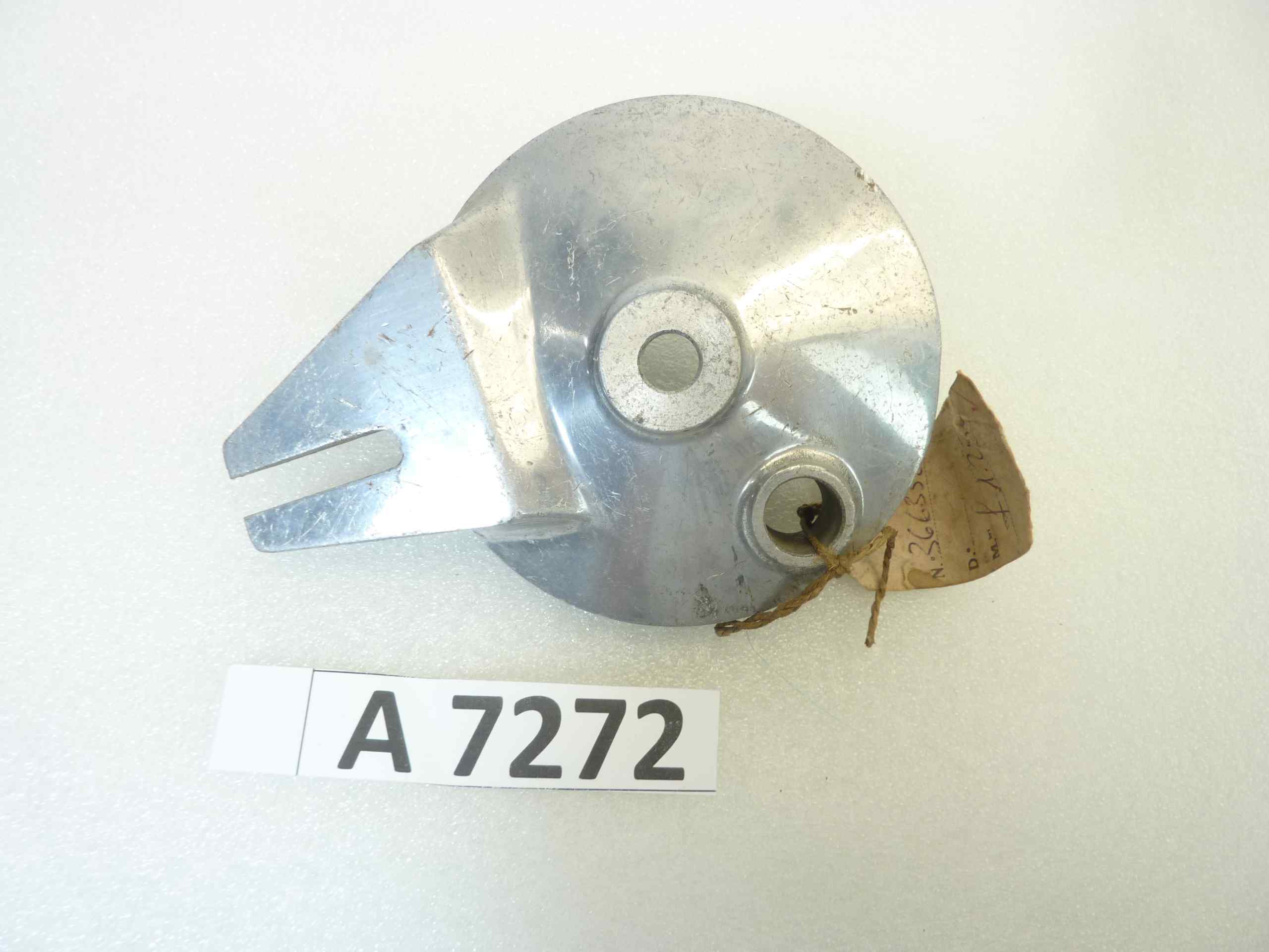 Piatto portaceppi Guzzi Cardellino 83 posteriore porta ganasce mozzo freno cod 36635202 36983 nuovo fondo di magazzino