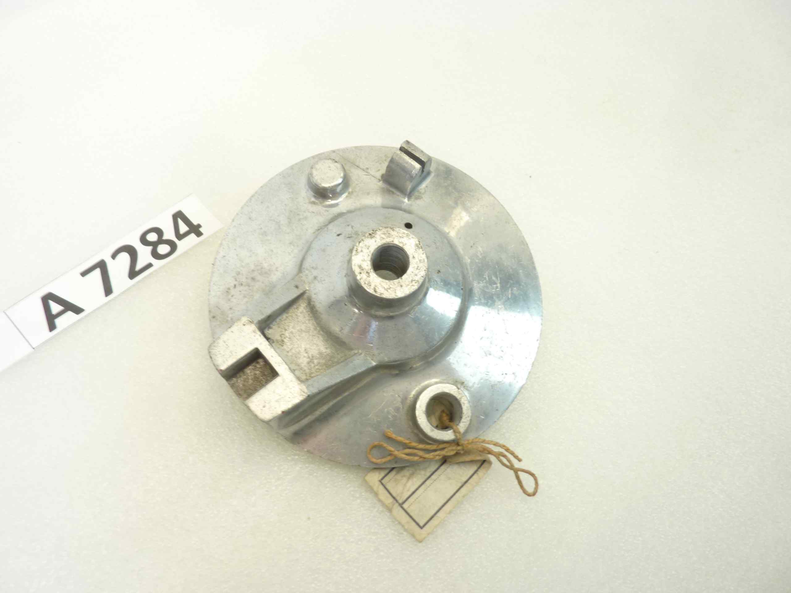Piatto portaceppi Guzzi Zigolo 110 Turismo porta ganasce mozzo freno cod 24620225 nuovo fondo di magazzino - immagine 3