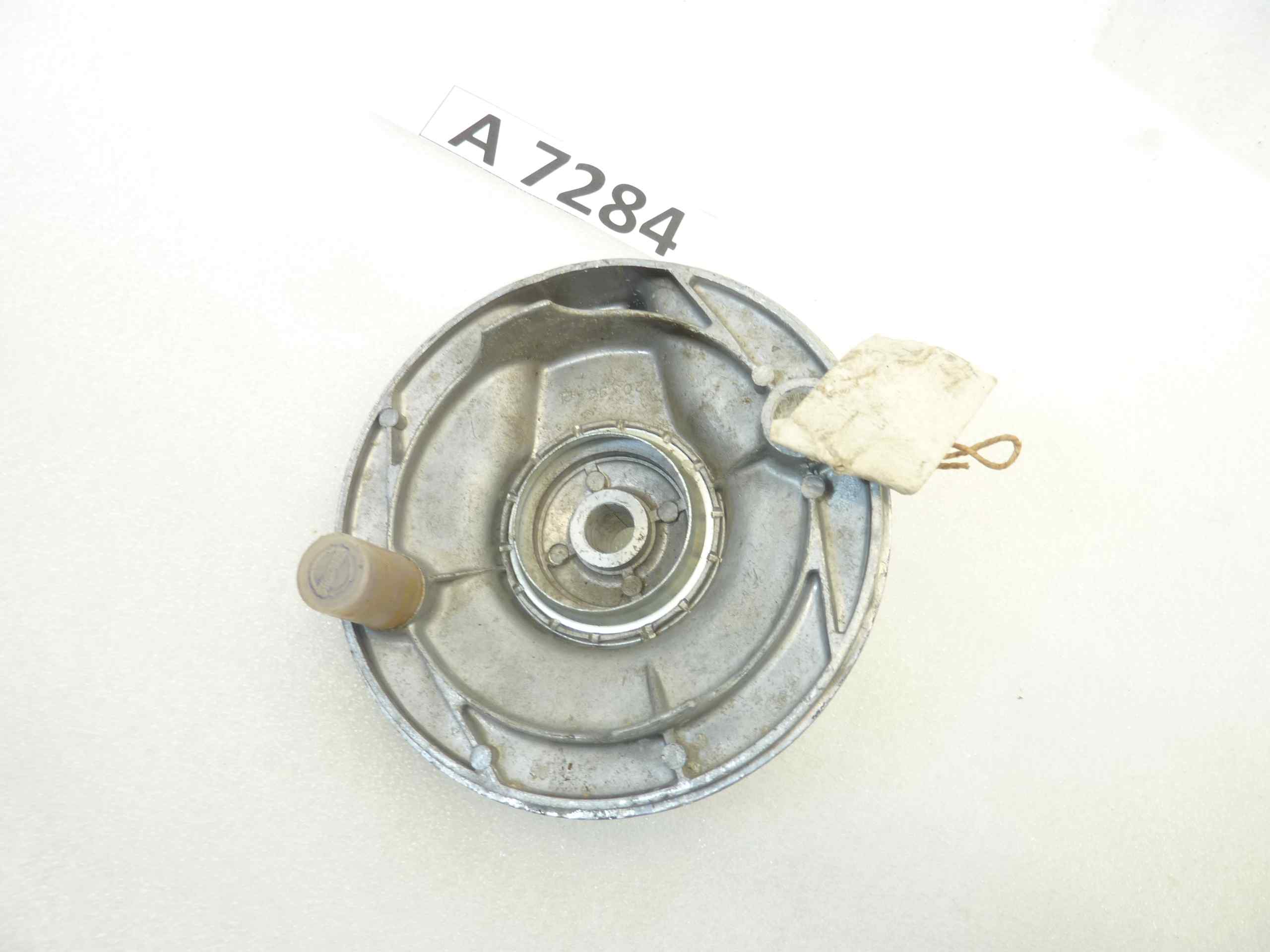 Piatto portaceppi Guzzi Zigolo 110 Turismo porta ganasce mozzo freno cod 24620225 nuovo fondo di magazzino - immagine 4