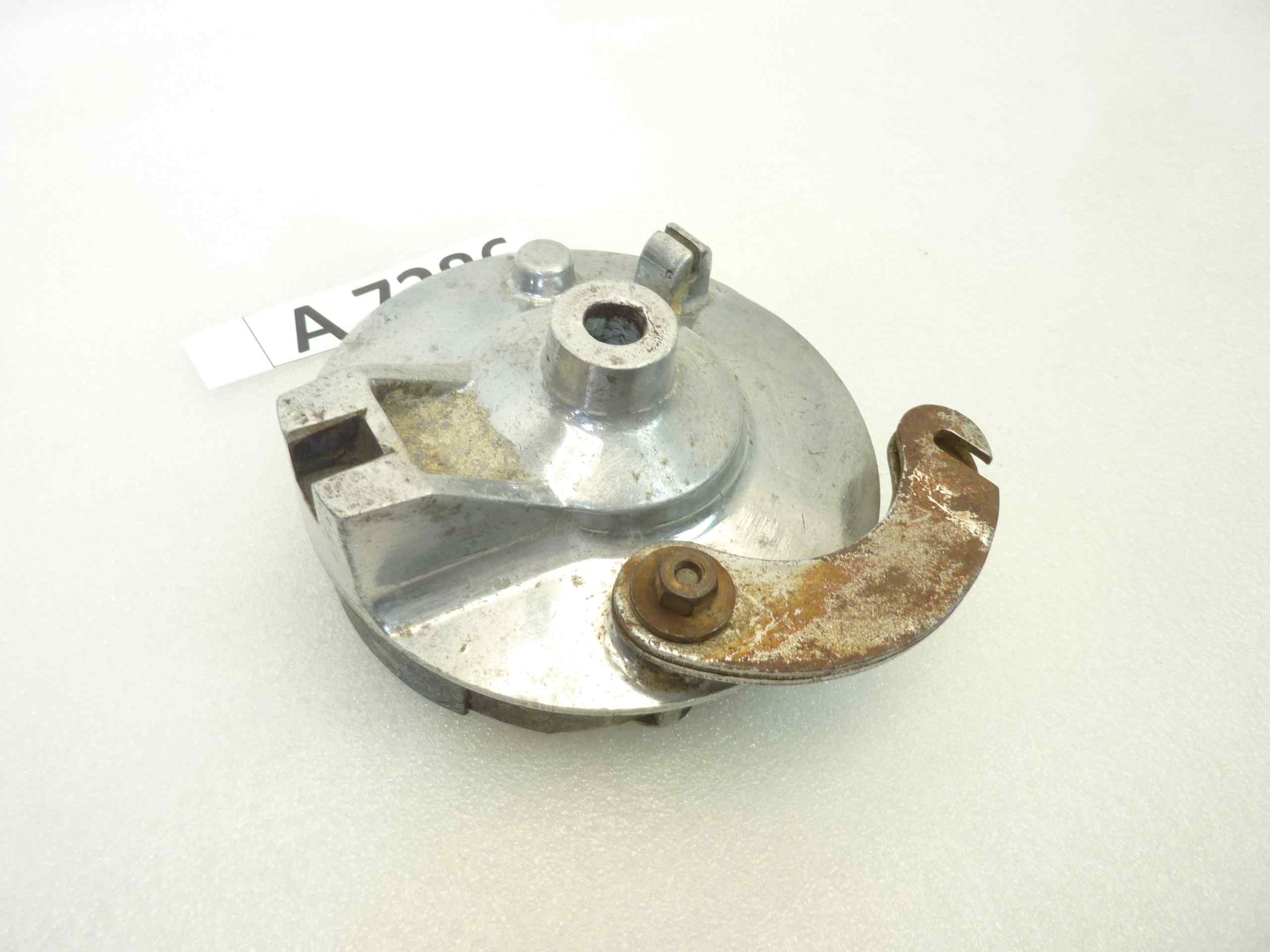 Piatto portaceppi Guzzi Zigolo 110 Turismo porta ganasce mozzo freno cod 24620225 - immagine 3