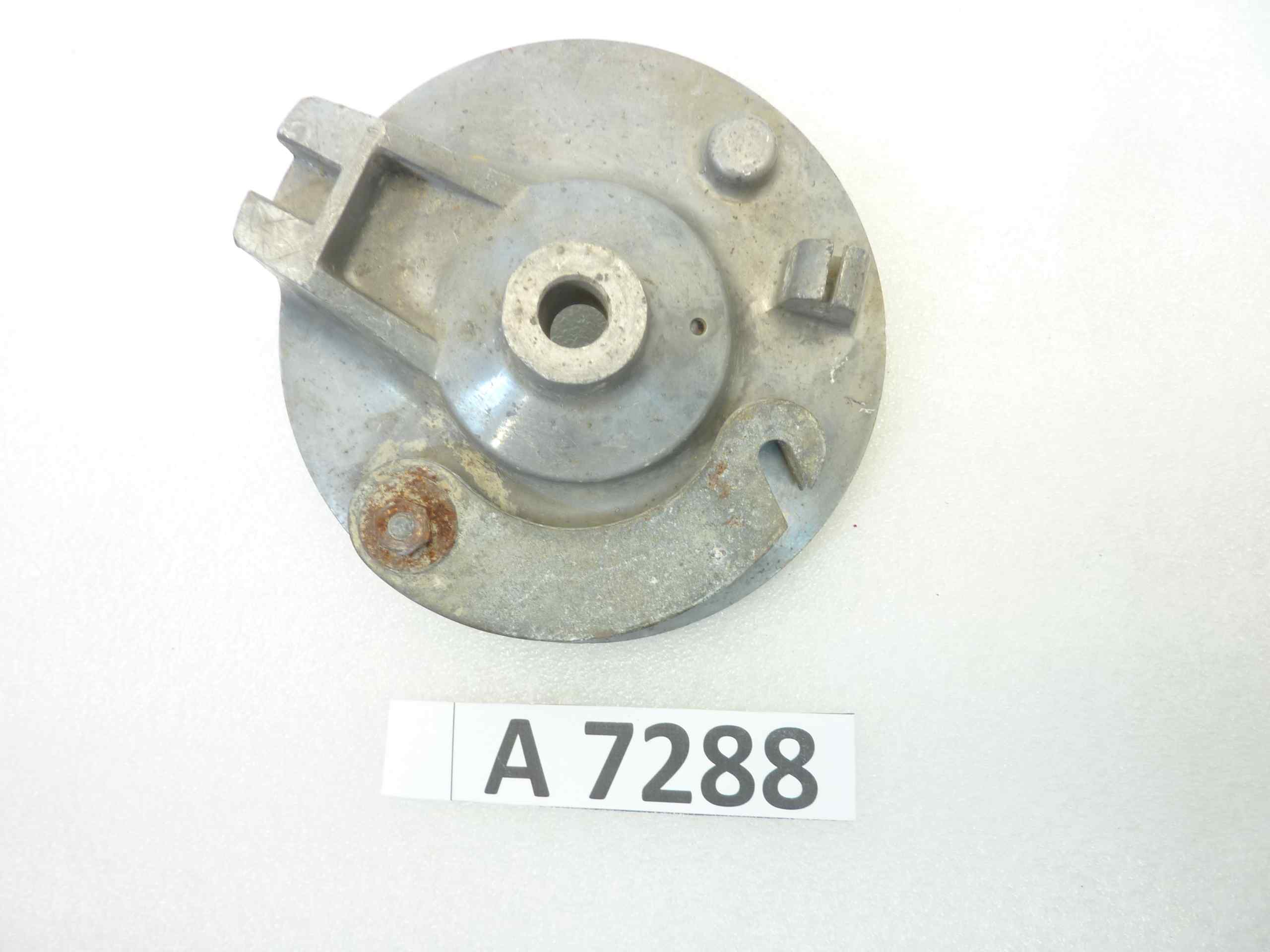 Piatto portaceppi Guzzi Zigolo 110 Turismo porta ganasce mozzo freno cod 24620225