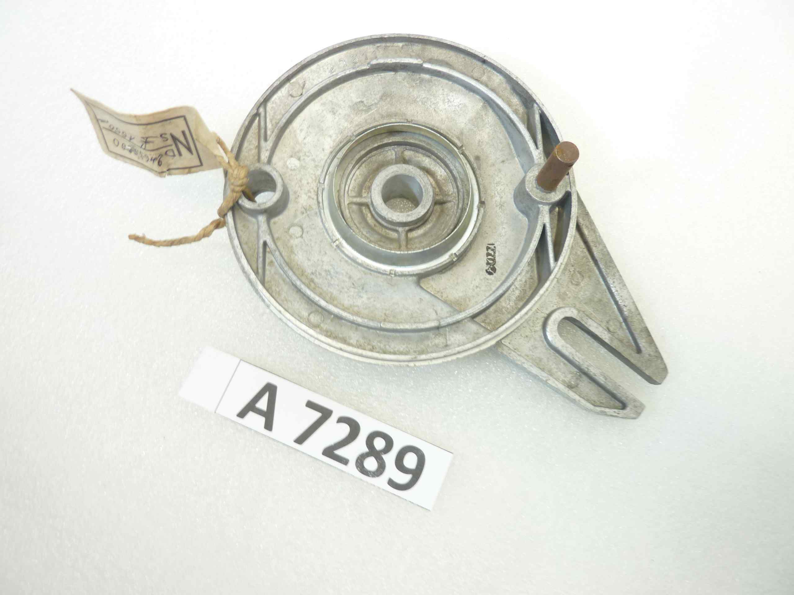 Piatto portaceppi Guzzi Zigolo 98 II serie porta ganasce mozzo freno cod 24635200 24744 nuovo fondo di magazzino - immagine 5