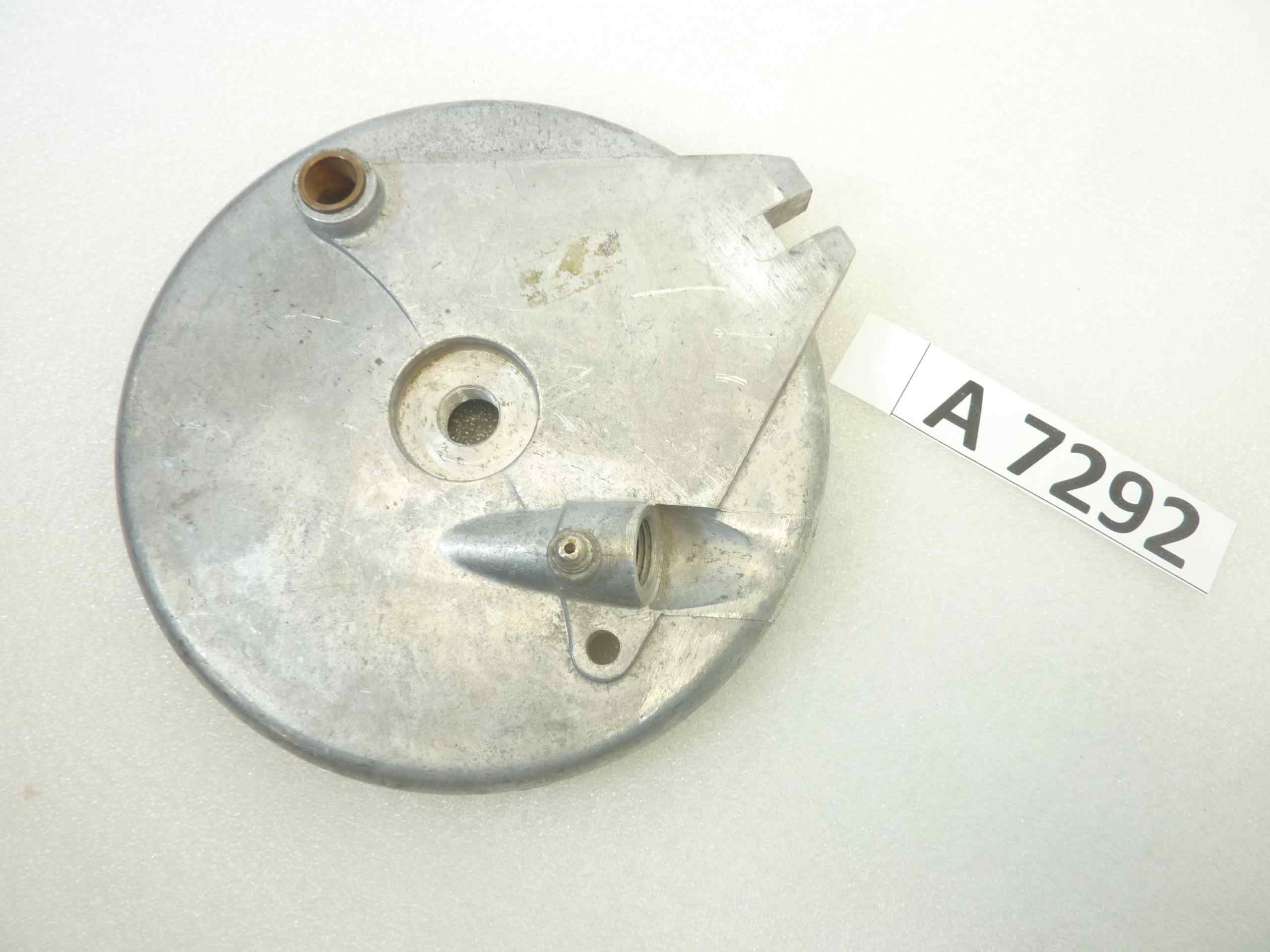 Piatto portaceppi Guzzi Ercolino porta ganasce mozzo freno cod 26890 26620201 nuovo fondo di magazzino