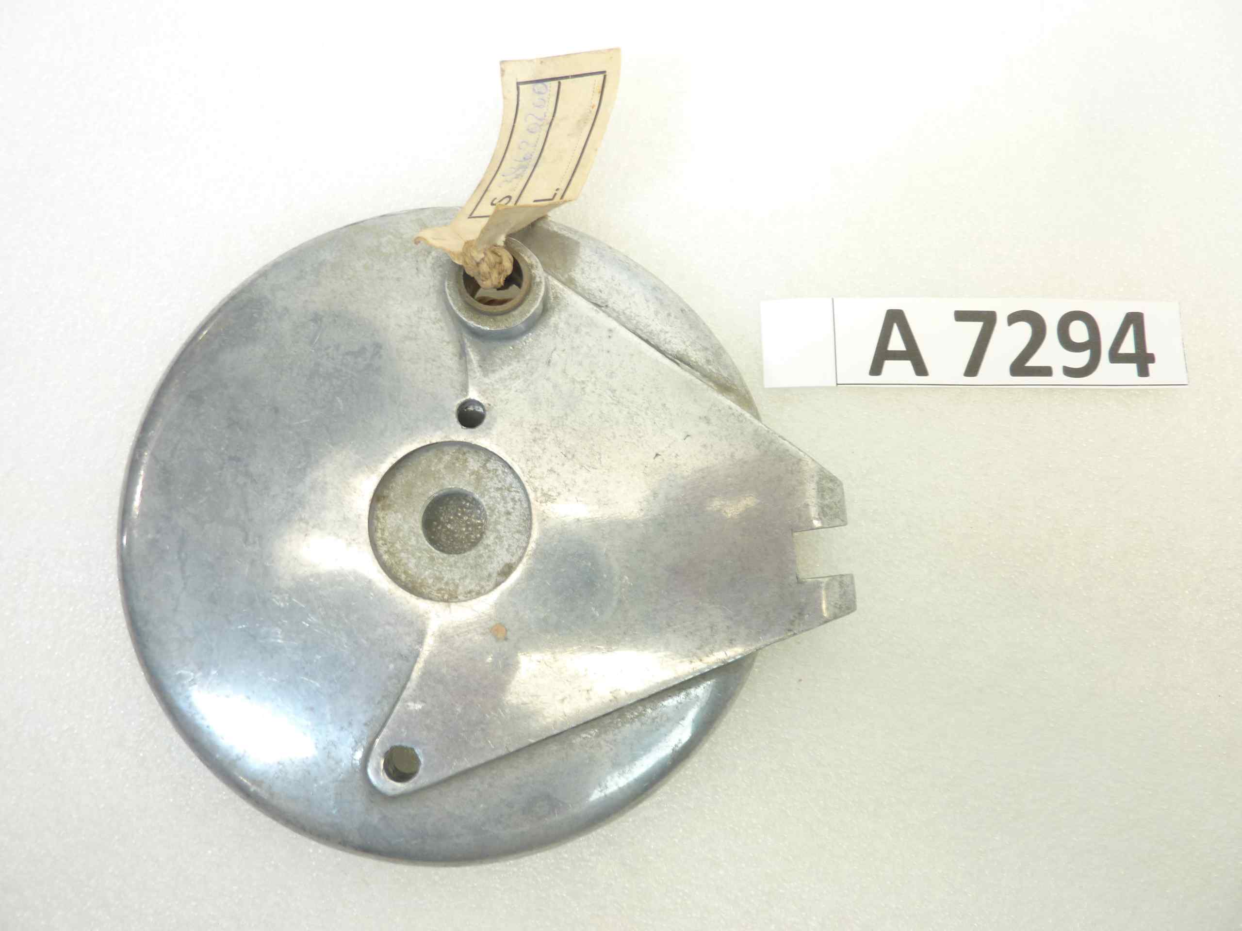 Piatto portaceppi Guzzi Galletto 192 porta ganasce mozzo freno cod 38620200 38566 nuovo fondo di magazzino