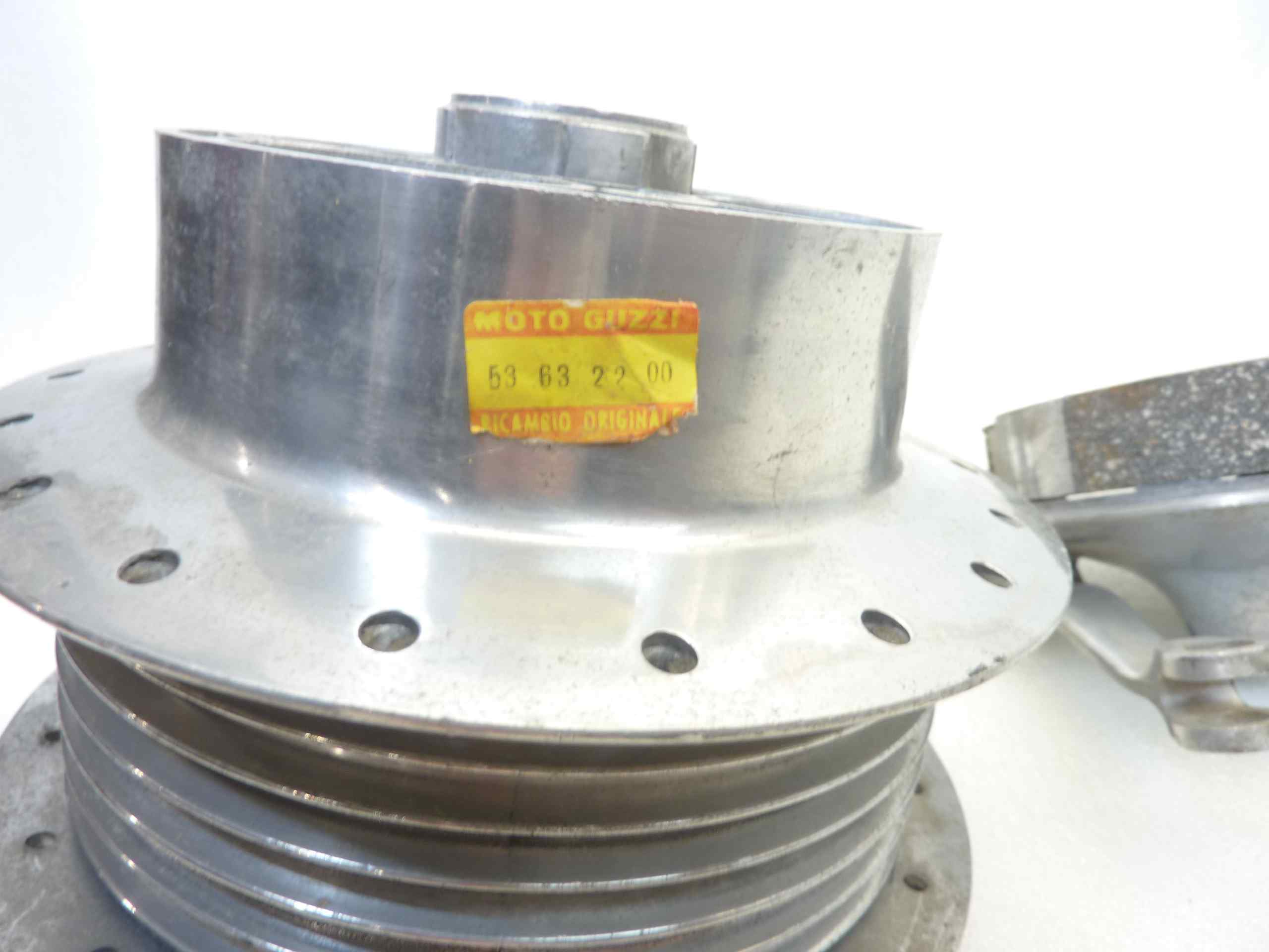 Mozzo anteriore Guzzi Galletto 192 tamburo freno cod 38551 38566 nuovo fondo di magazzino