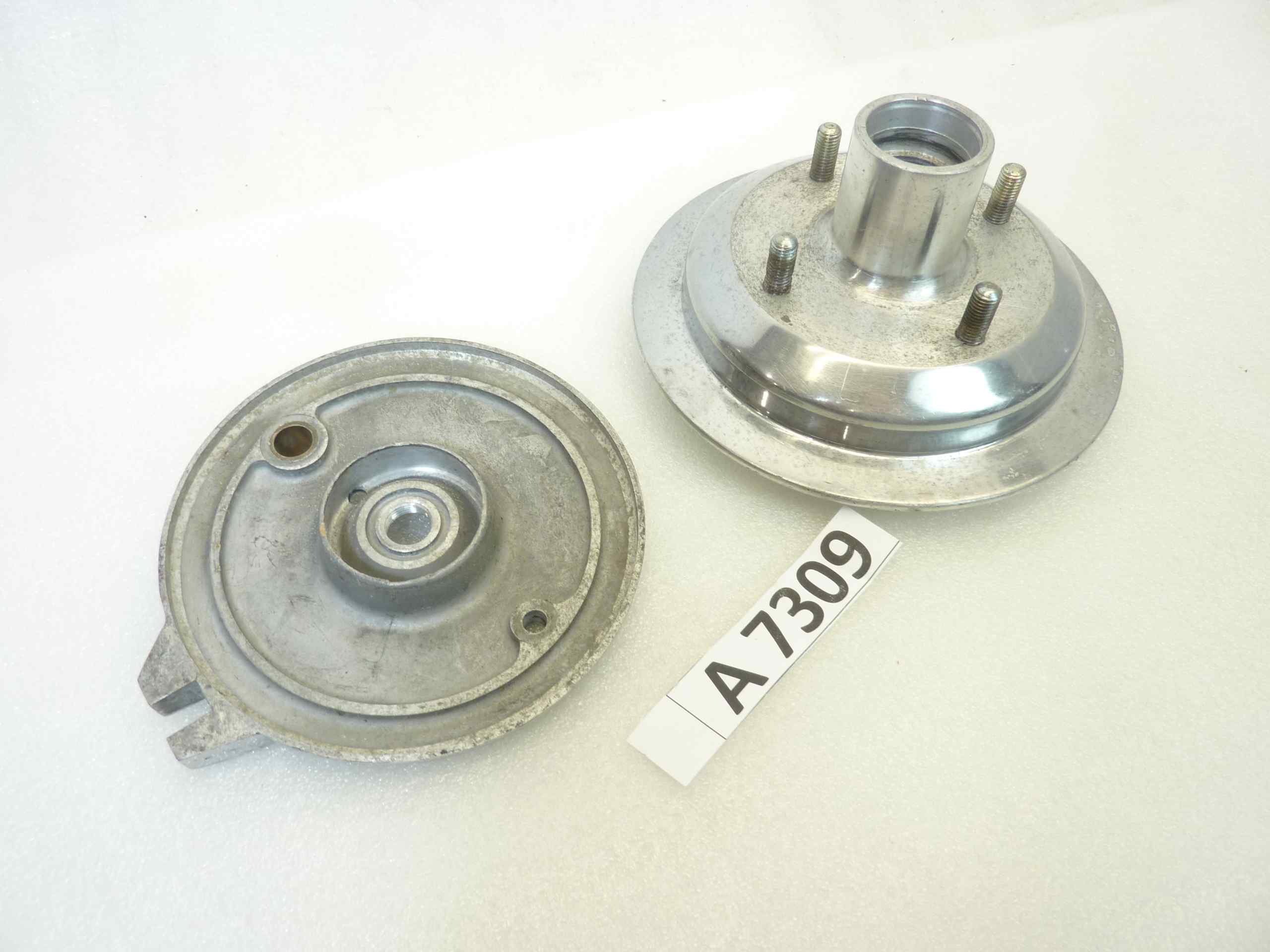 Mozzo anteriore Guzzi Galletto 192 tamburo freno cod 38551 38566 nuovo fondo di magazzino - immagine 8