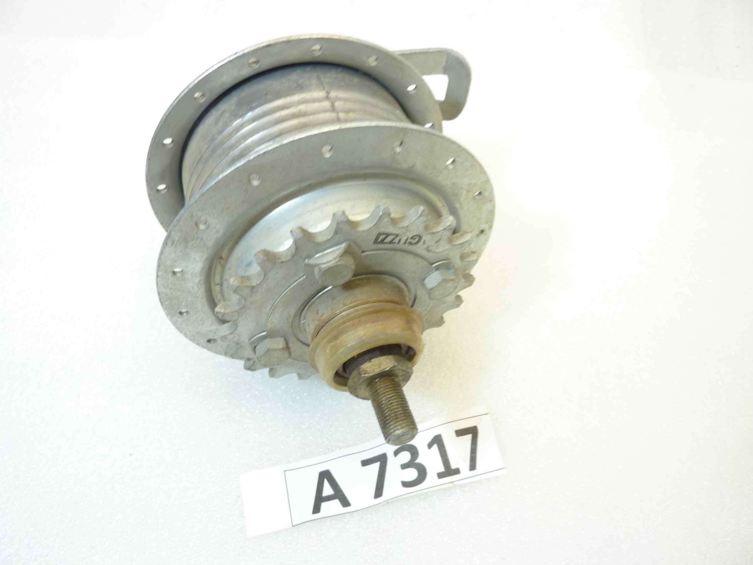 Mozzo posteriore Guzzi Trotter completo con corona tamburo freno cod 45632100 nuovo fondo di magazzino - immagine 8