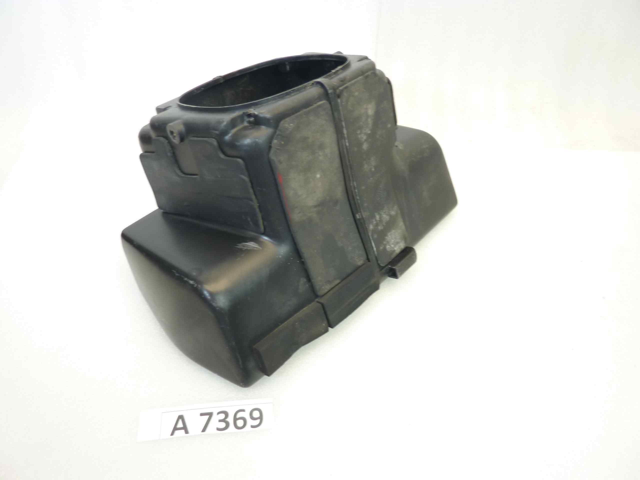 Airbox Suzuki GSX-R 1100 1989 - 1991 cod 17C00 17C10 scatola filtro aria danneggiato tubicino - immagine 2