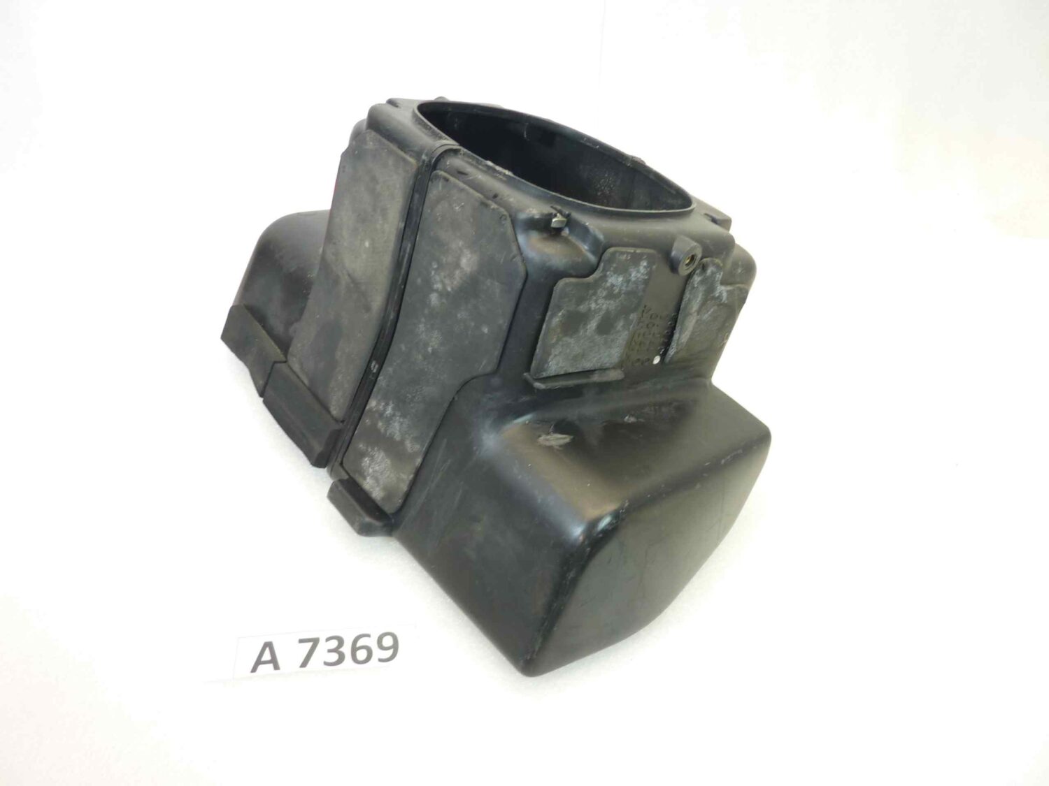Airbox Suzuki GSX-R 1100 1989 - 1991 cod 17C00 17C10 scatola filtro aria danneggiato tubicino - immagine 3
