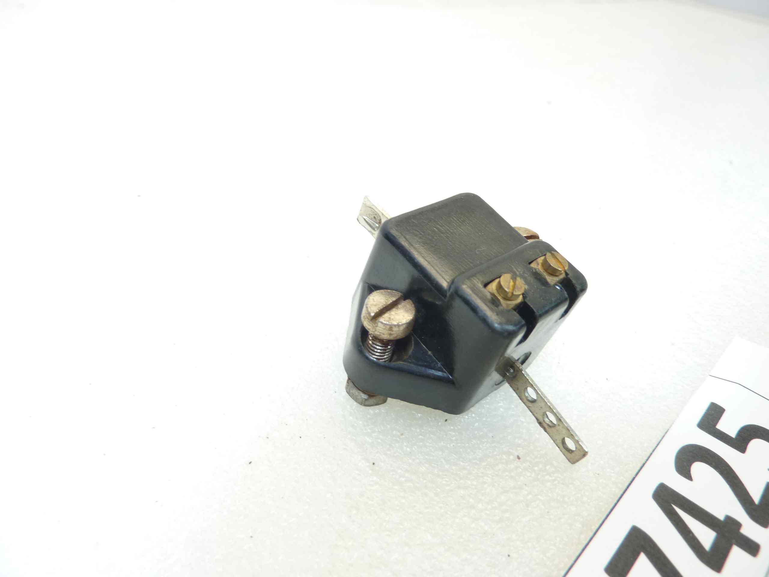 Interruttore luce freno auto moto epoca int fori 37 mm nuovo fondo di magazzino - immagine 2