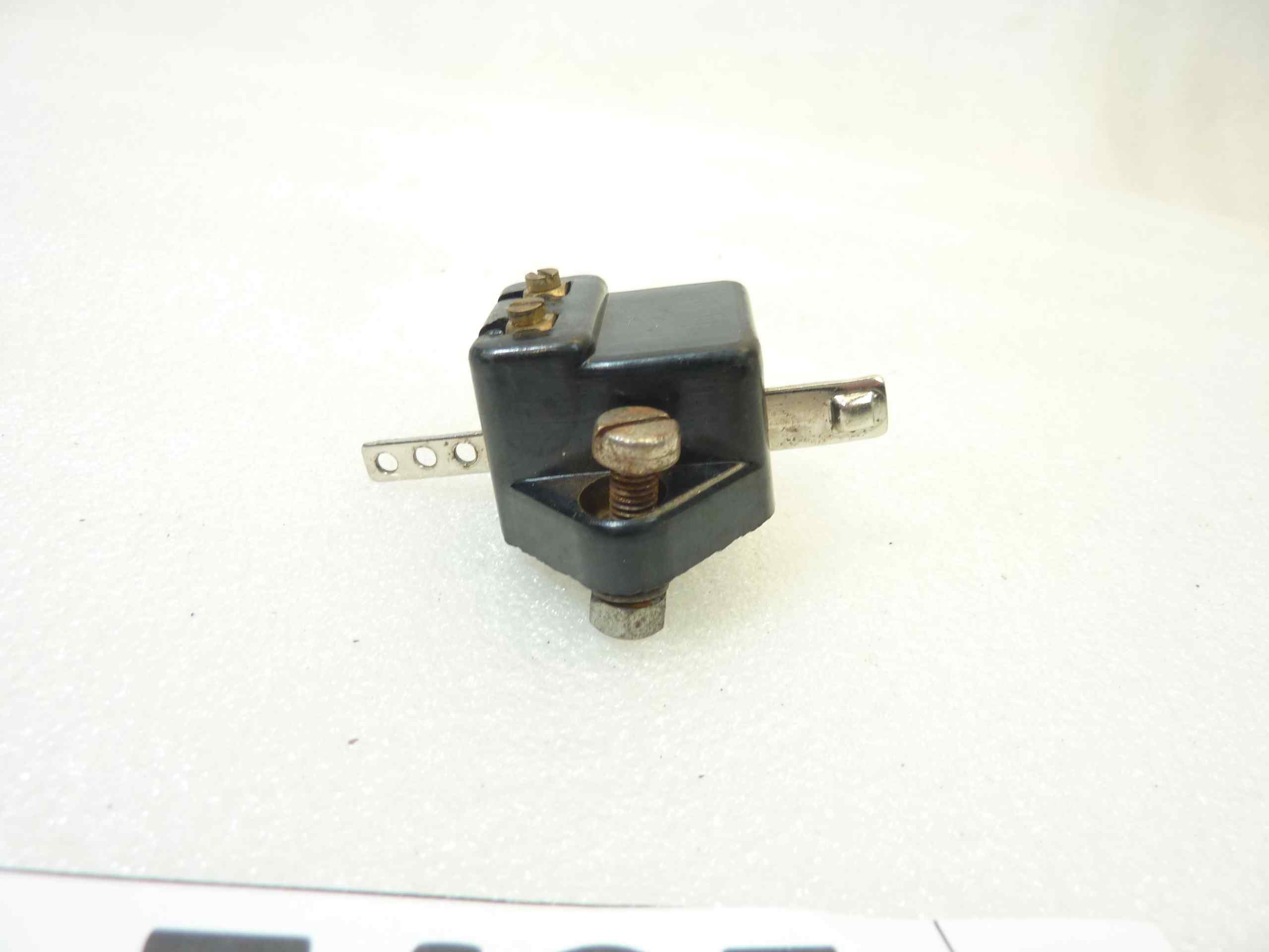 Interruttore luce freno auto moto epoca int fori 37 mm nuovo fondo di magazzino - immagine 3