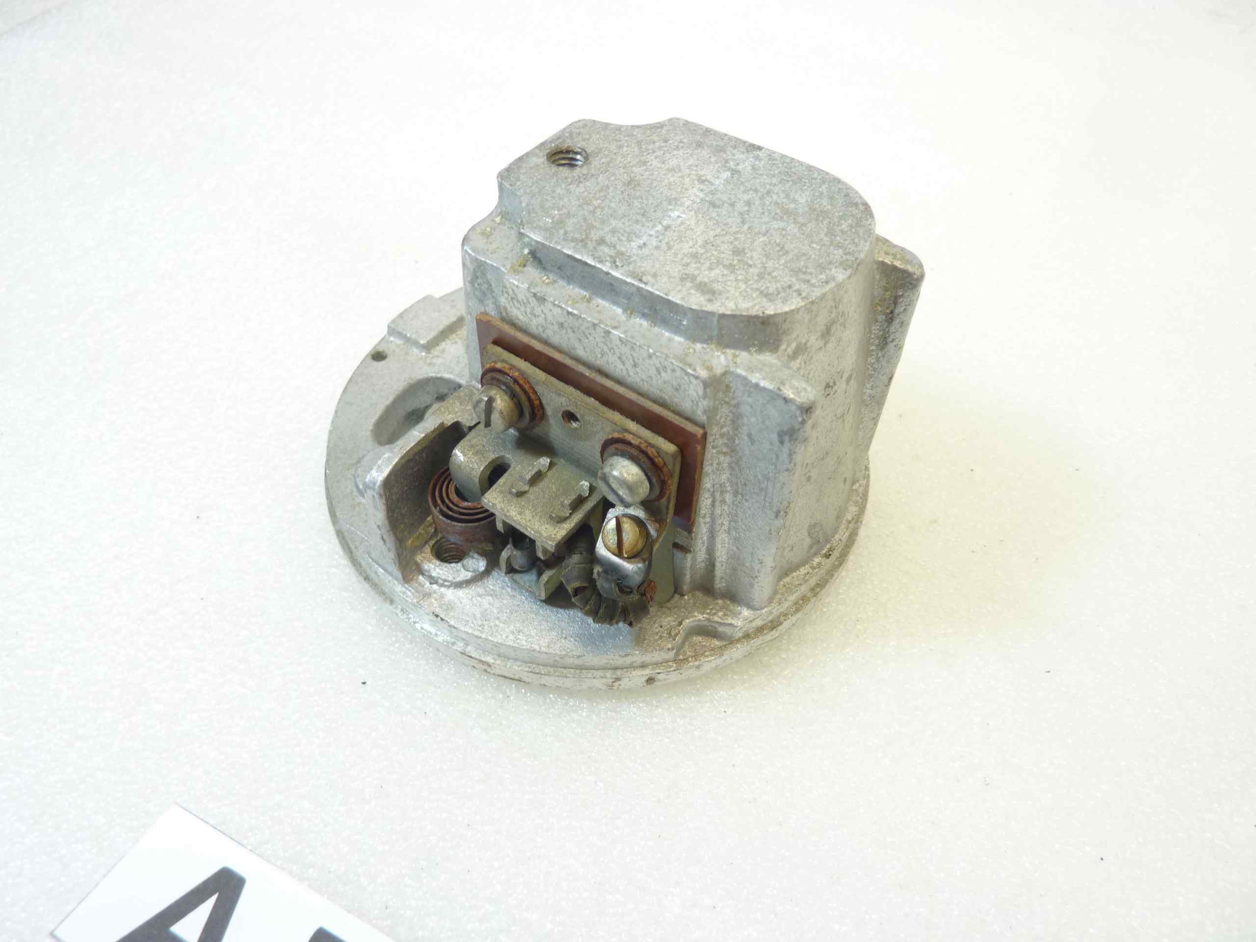 Coperchio dinamo Lancia Aprilia 1350 6V con spazzole Bosch RG90/6 diam 98 mm nuovo fondo di magazzino - immagine 4