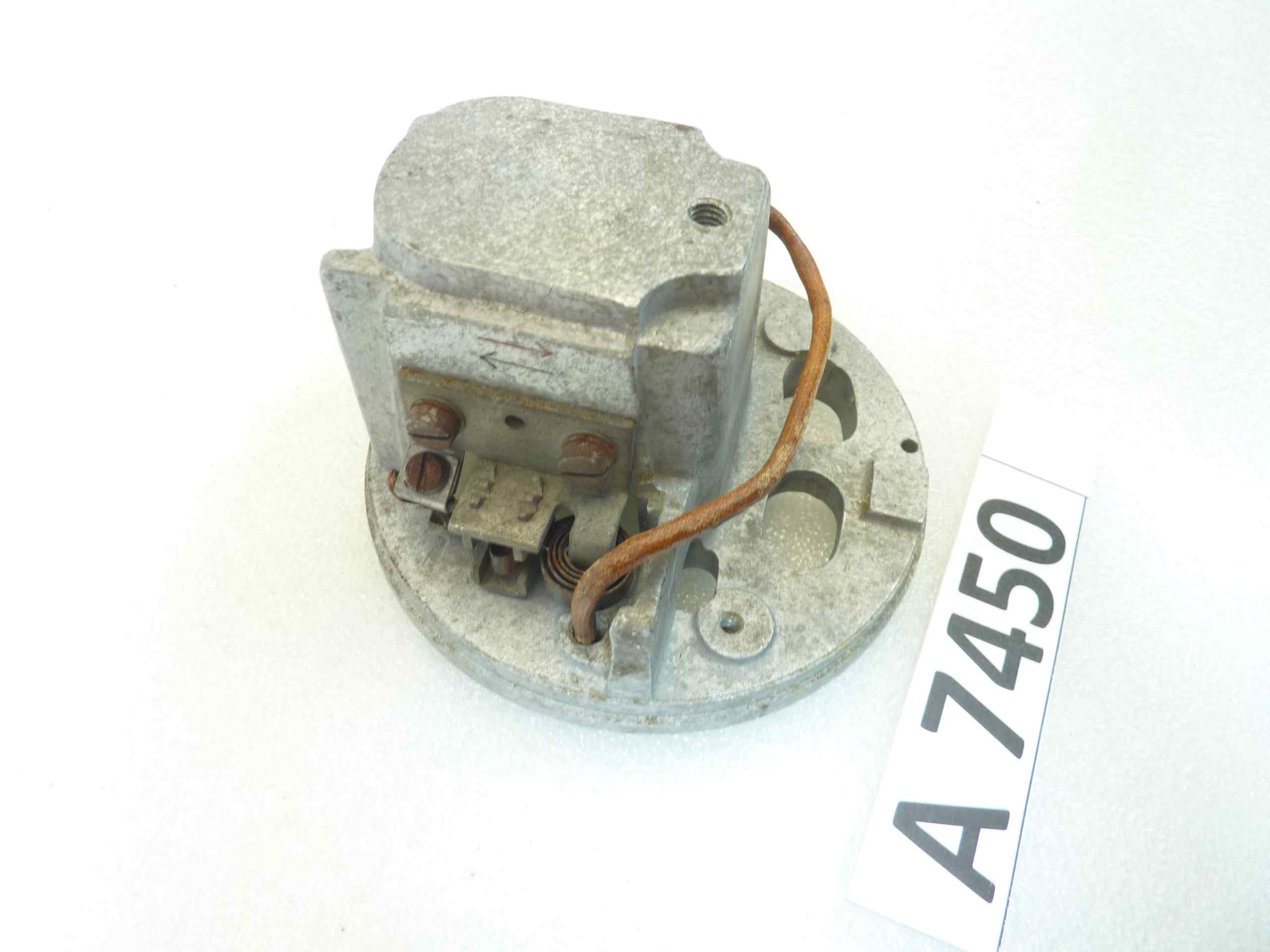 Coperchio dinamo Lancia Aprilia 1350 6V con spazzole Bosch RG90/6 diam 98 mm nuovo fondo di magazzino - immagine 2