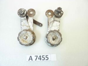 Coppia compassi posteriore moto epoca lungh tot 151 mm interasse fori 107 mm