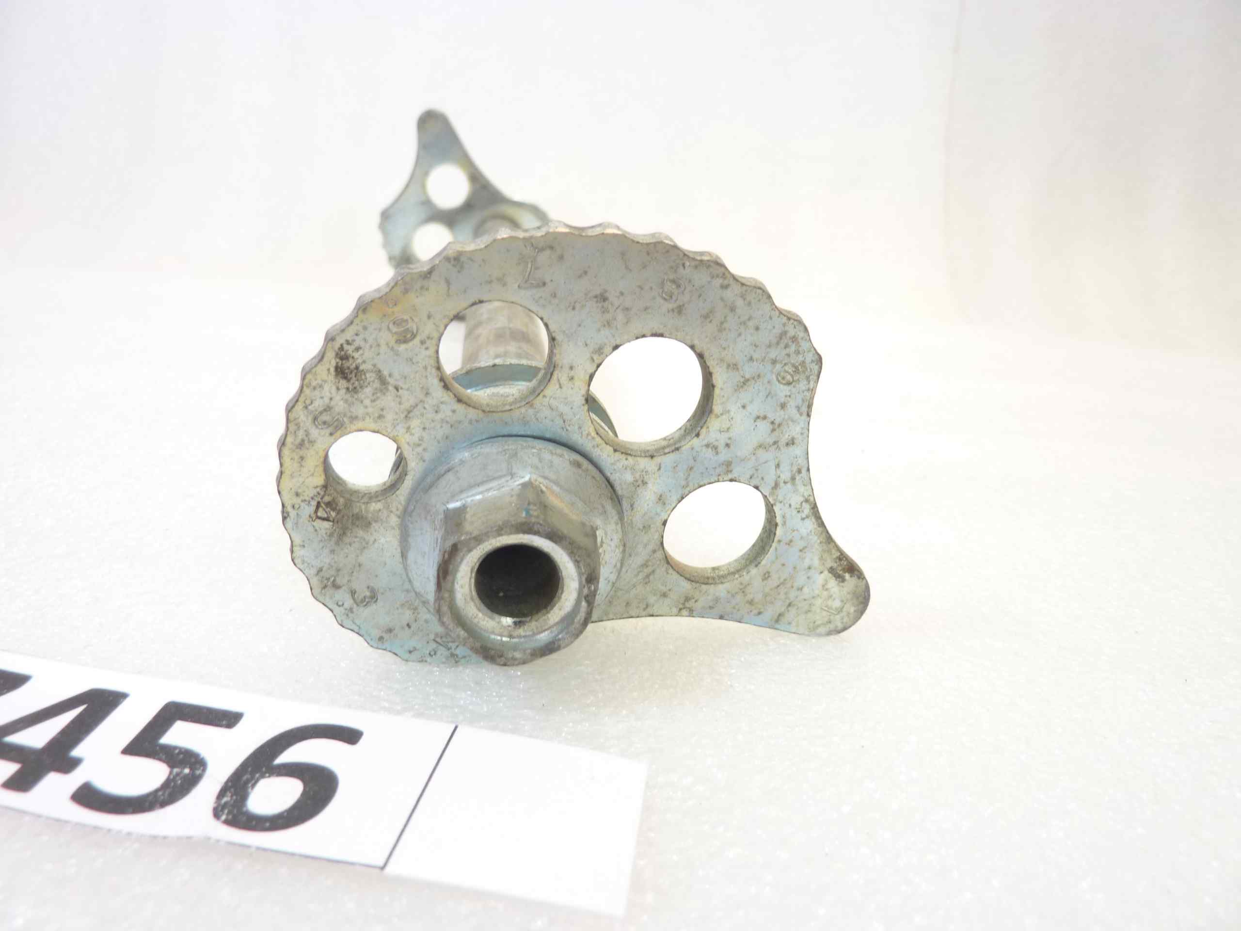 Perno ruota post Yamaha XT 550 5Y3 1982 - immagine 4