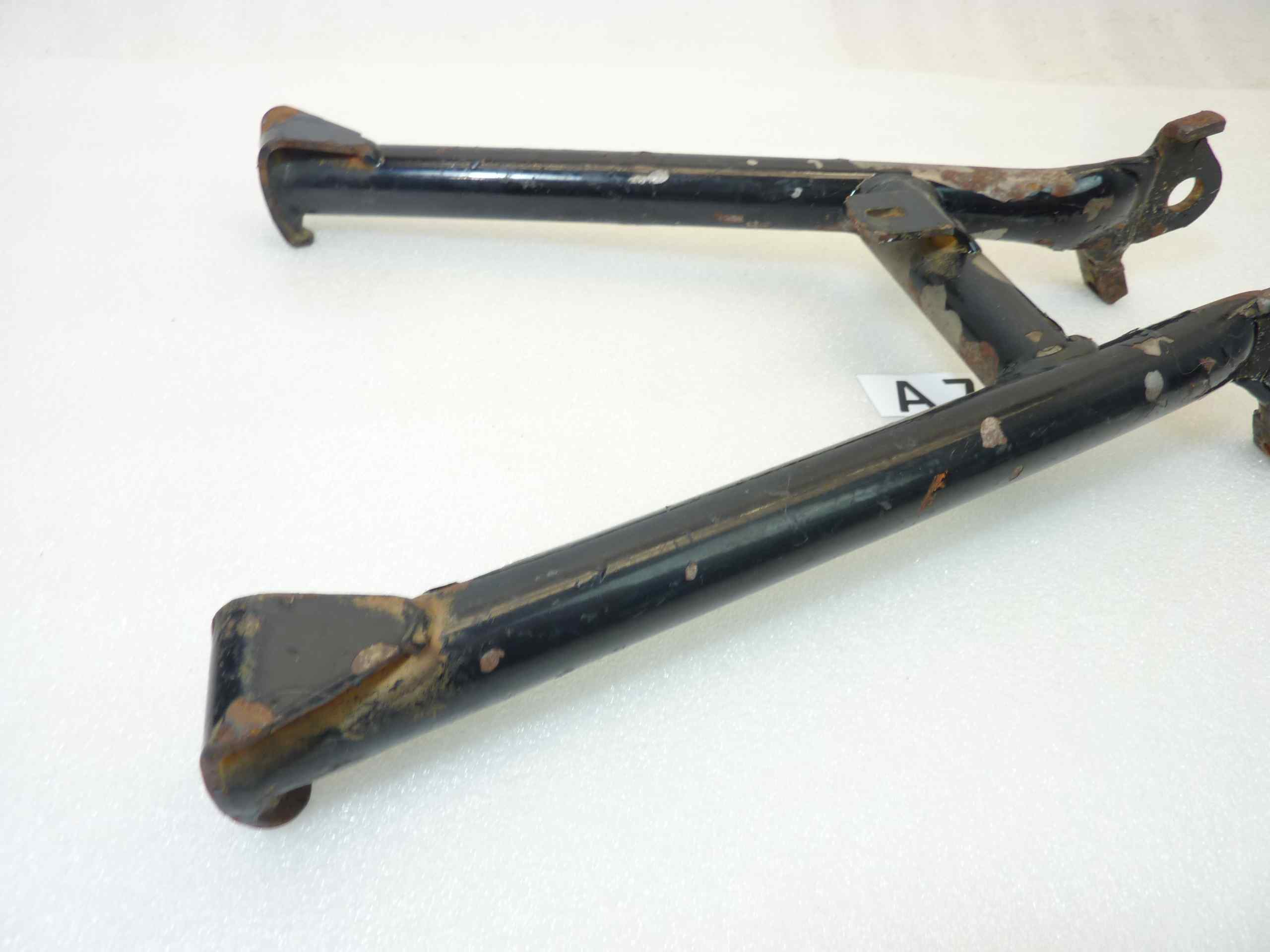 Cavalletto centrale Cagiva SST 125 - immagine 6