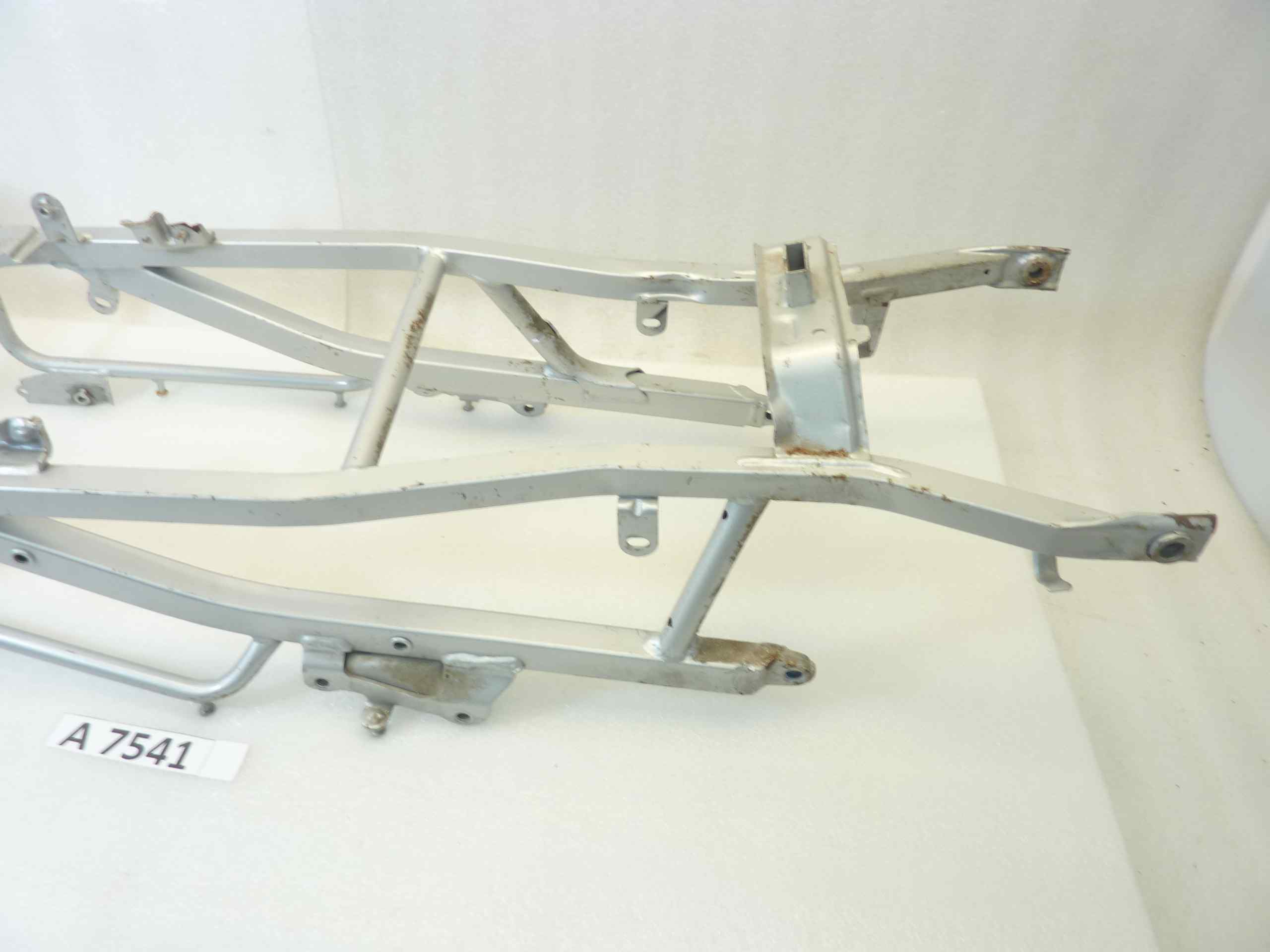 Telaietto posteriore Yamaha FZR 1000 Genesis 1987 - immagine 4