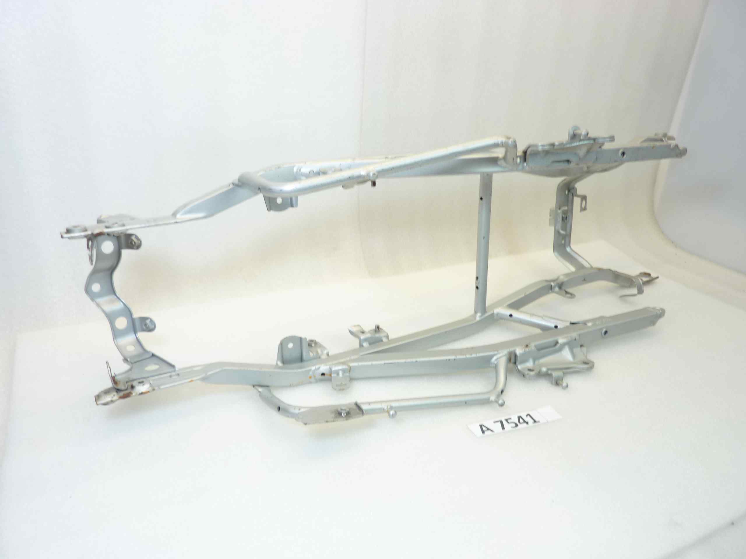 Telaietto posteriore Yamaha FZR 1000 Genesis 1987 - immagine 5