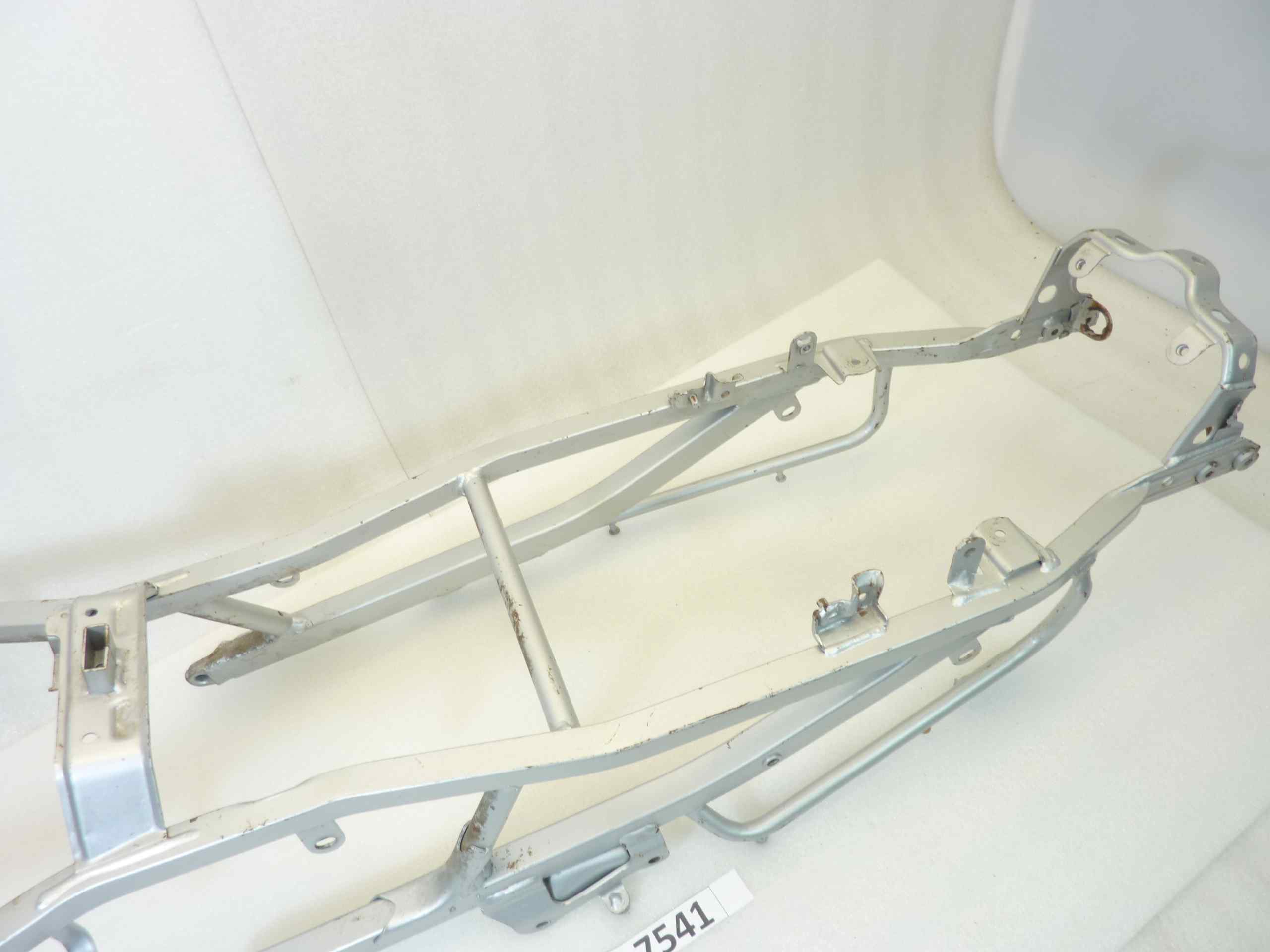 Telaietto posteriore Yamaha FZR 1000 Genesis 1987 - immagine 11