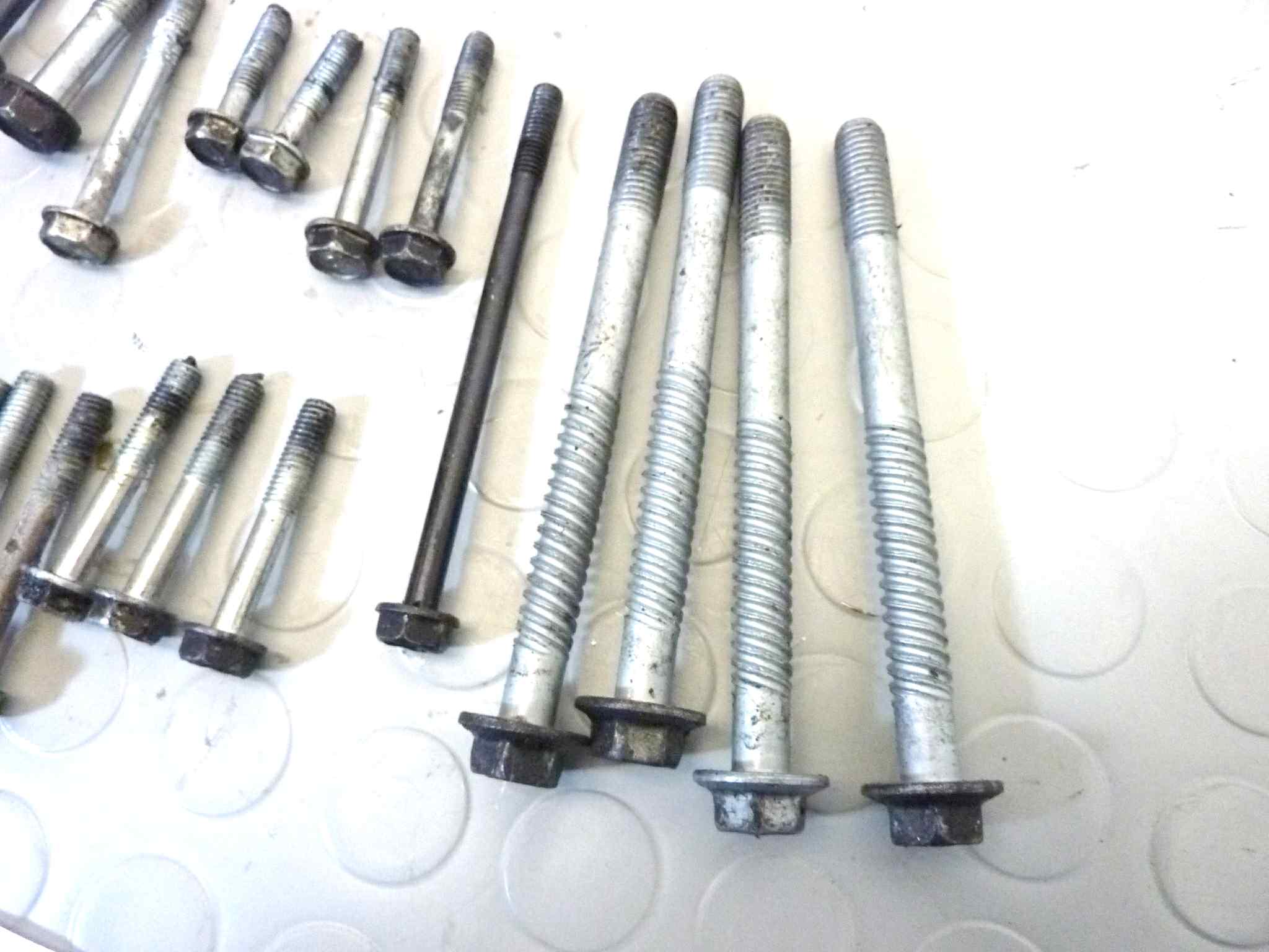 Viti blocco motore Honda VFR 750 RC36 1990-1993 come da foto - immagine 4