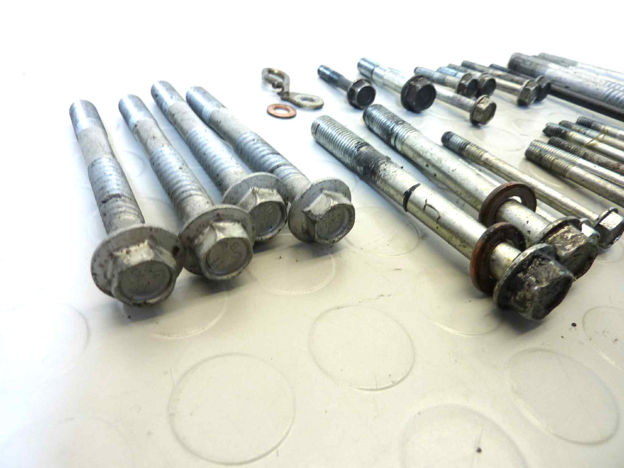 Viti blocco motore Honda VFR 750 RC36 1990-1993 come da foto - immagine 7