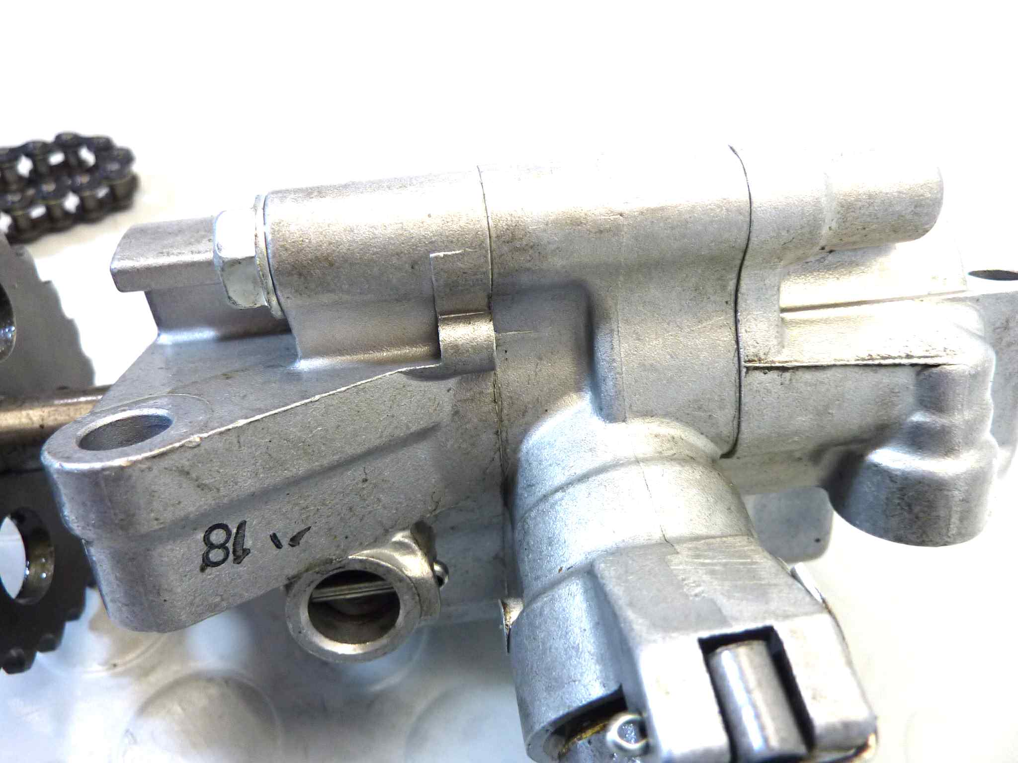 Pompa olio Honda VFR 750 RC36 1990-1993 - immagine 8