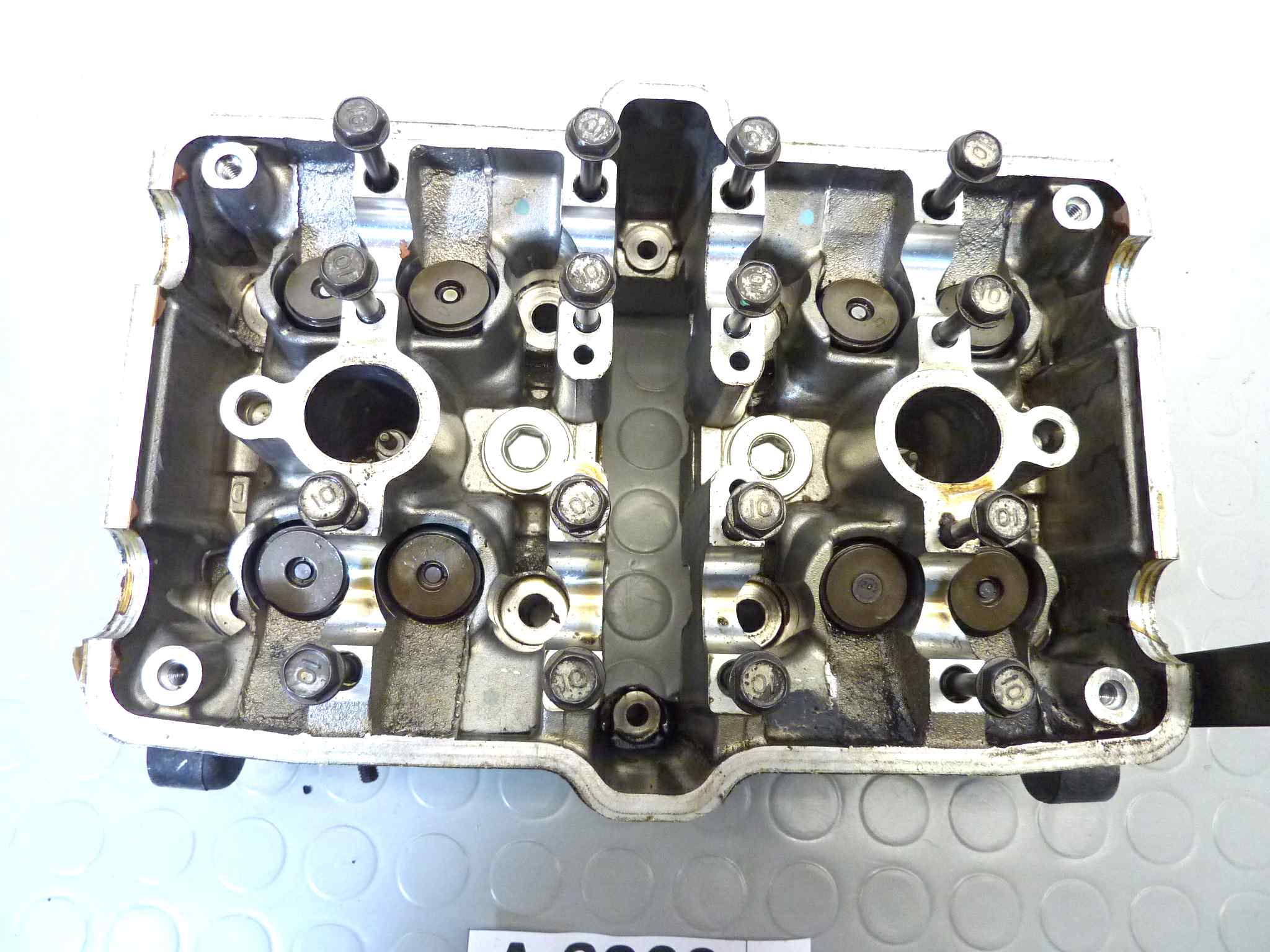 Testa testata anteriore Honda VFR 750 RC36 1990-1993 come da foto non testata - immagine 2