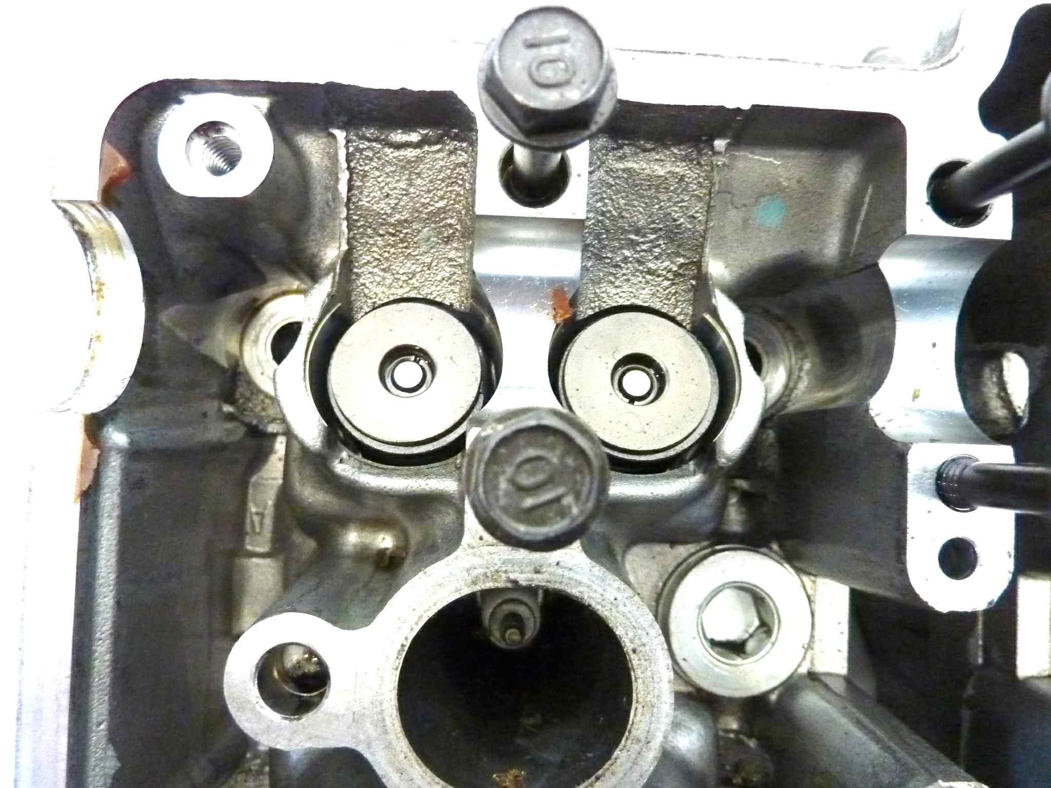 Testa testata anteriore Honda VFR 750 RC36 1990-1993 come da foto non testata - immagine 5