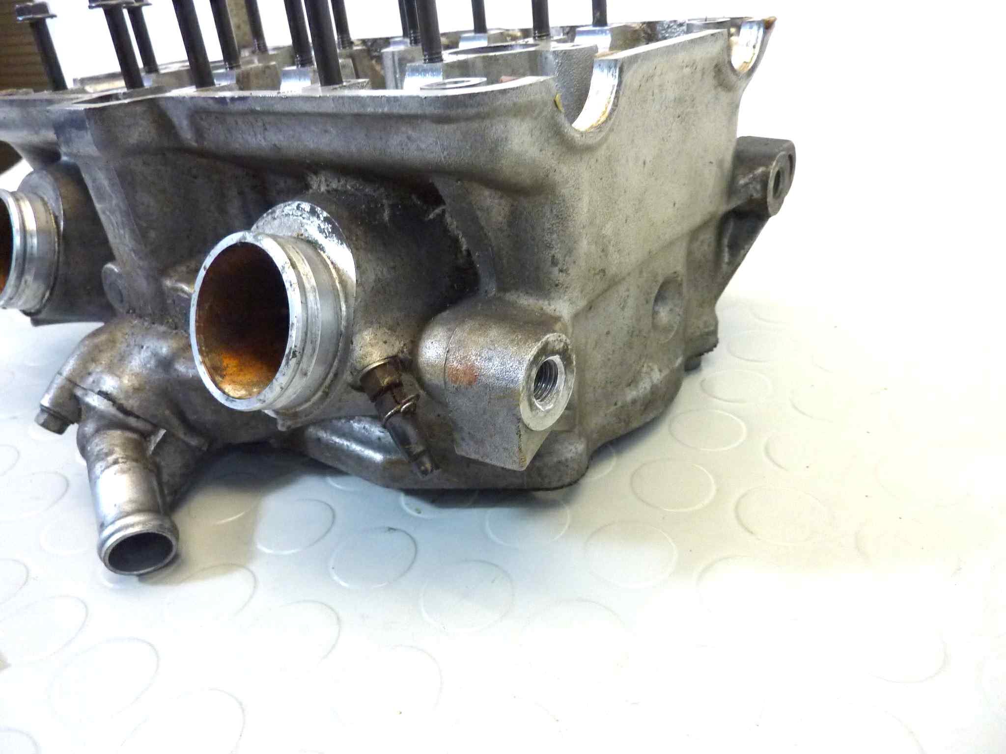 Testa testata anteriore Honda VFR 750 RC36 1990-1993 come da foto non testata - immagine 12