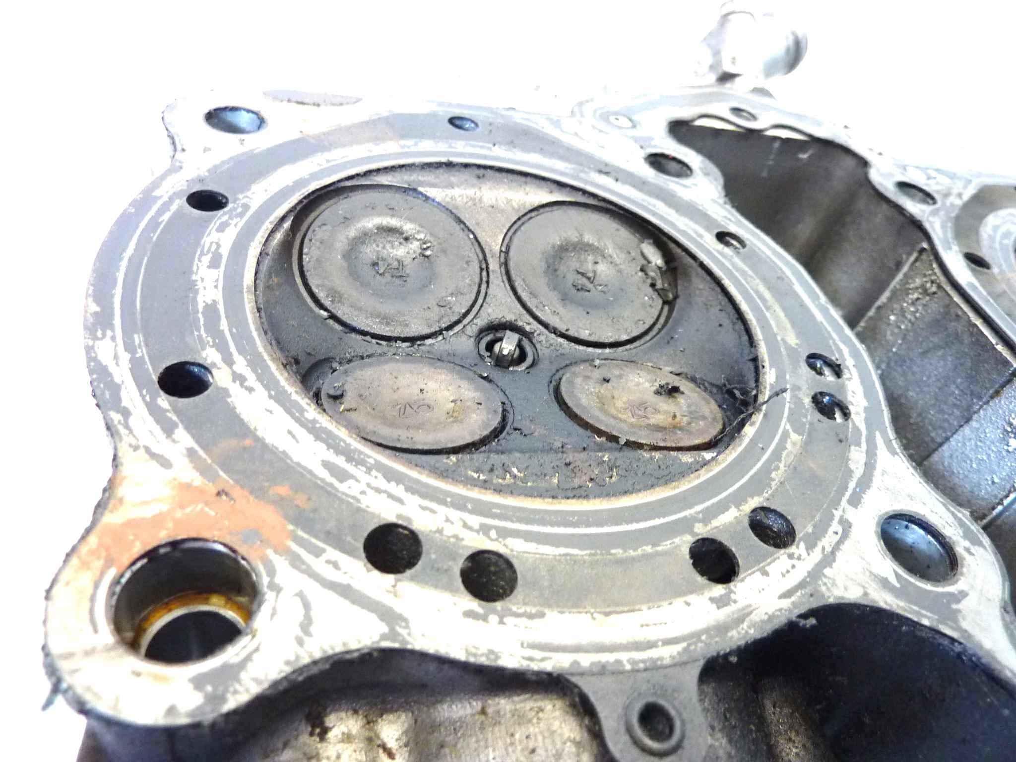 Testa testata anteriore Honda VFR 750 RC36 1990-1993 come da foto non testata - immagine 15